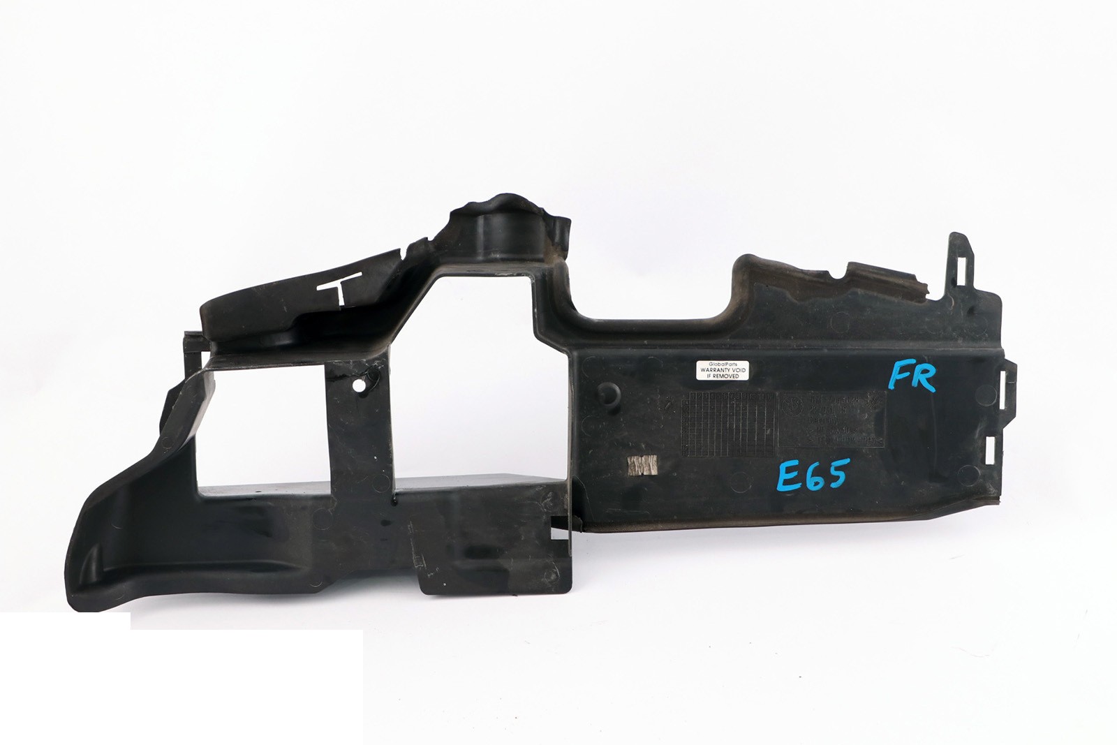 BMW E65 E66 E67 канал Воздух правый передний