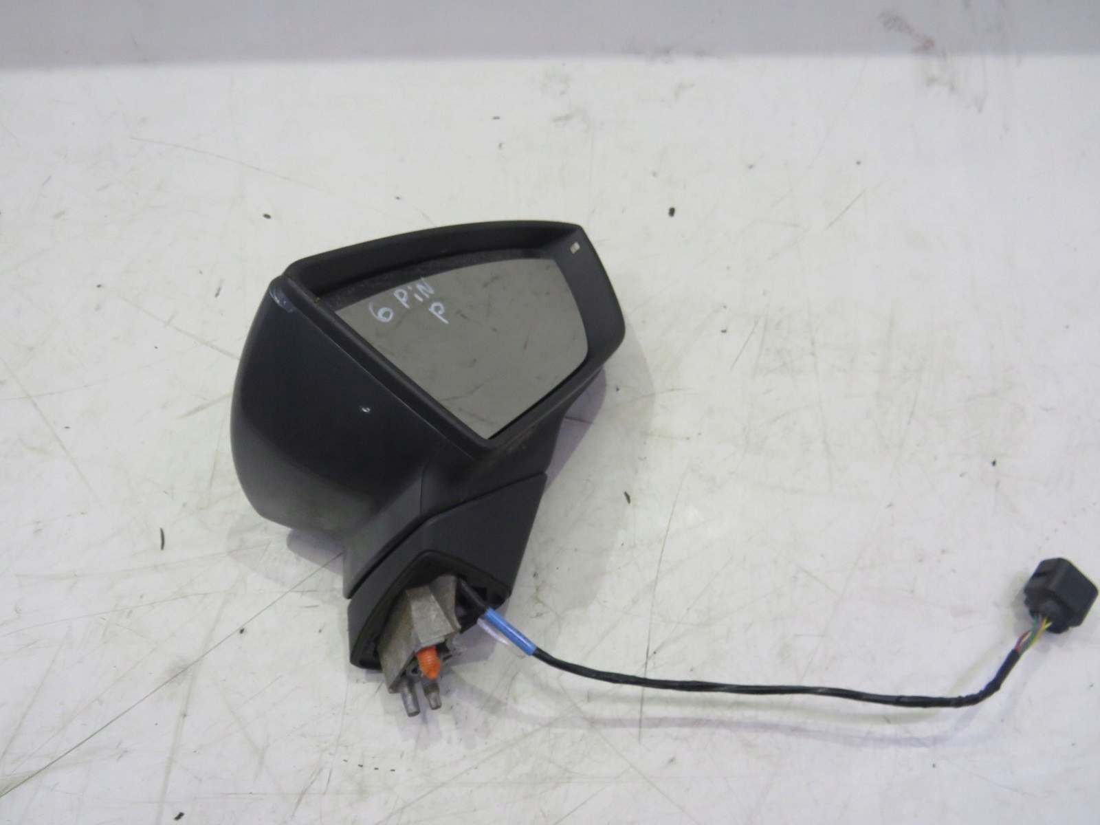 зеркало правое 6 пин LX7R Leon III 5F