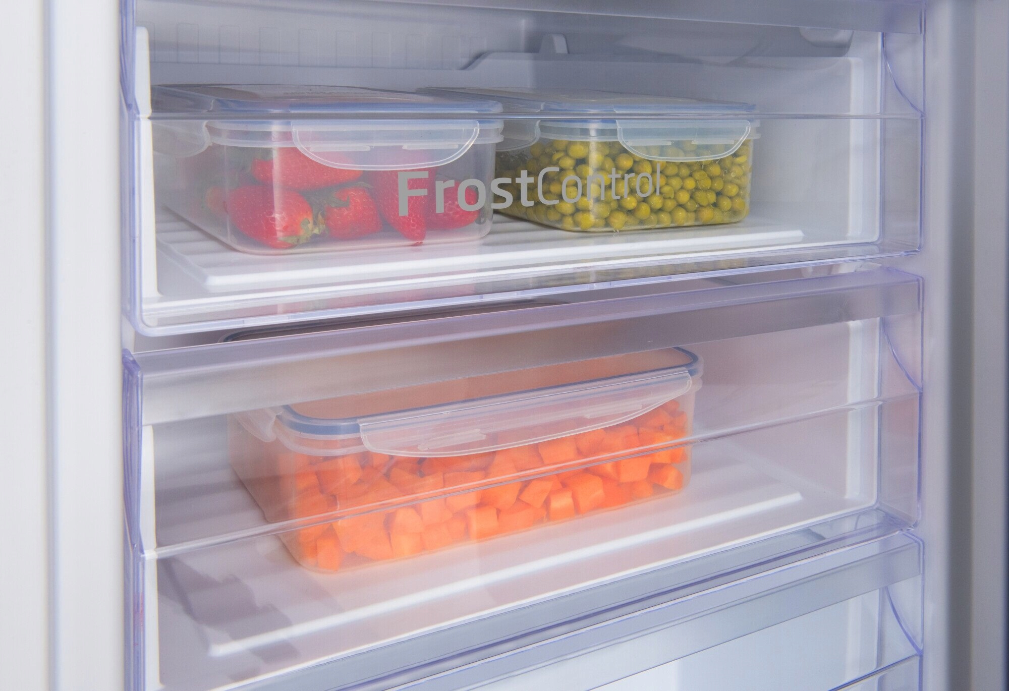 Lodówka AMICA FK2515.4UTX(E) 170cm Inox Liczba agregatów 1