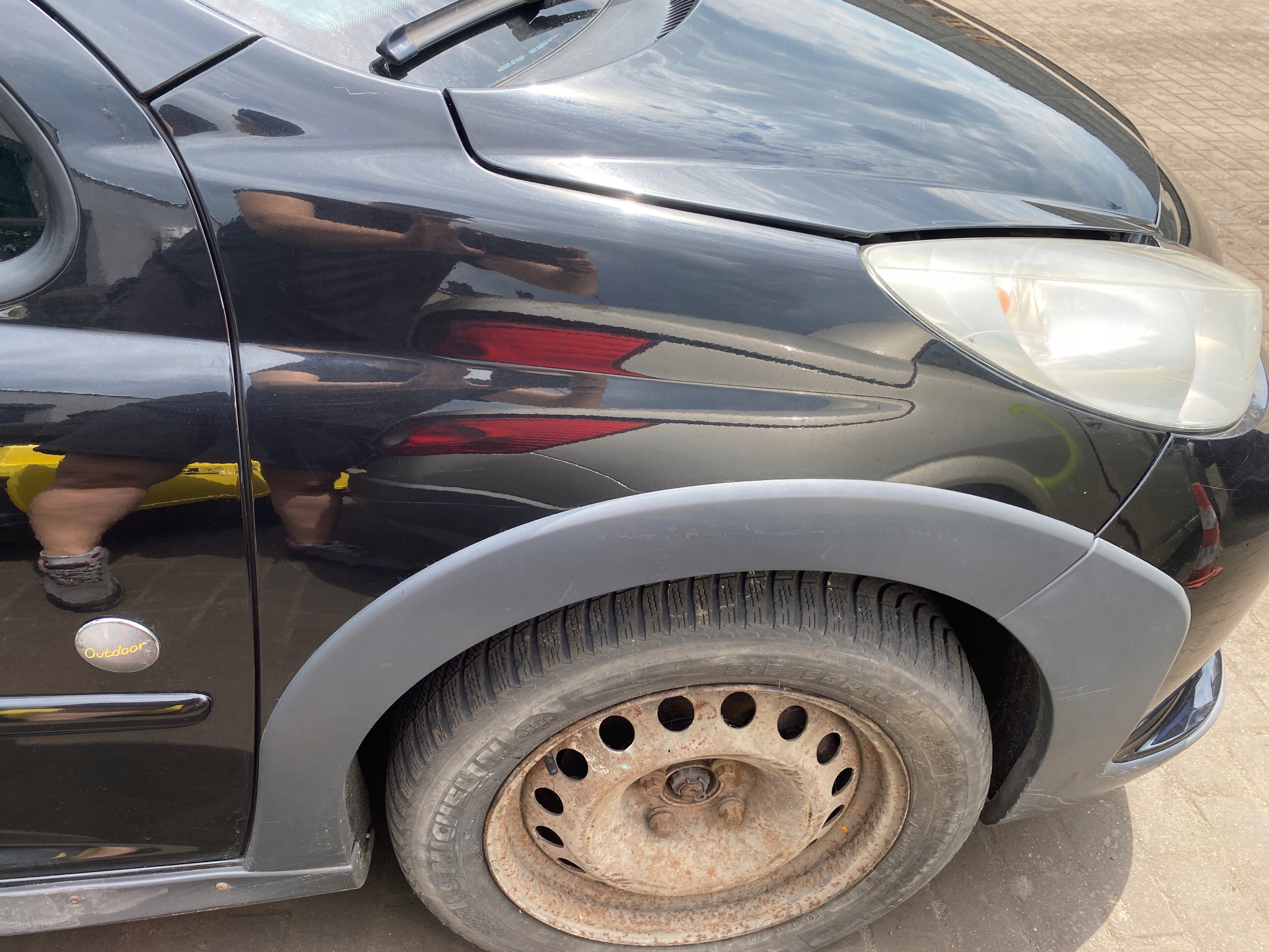 fender left front front Peugeot 207 SW 06-13 kod lakieru EXLD