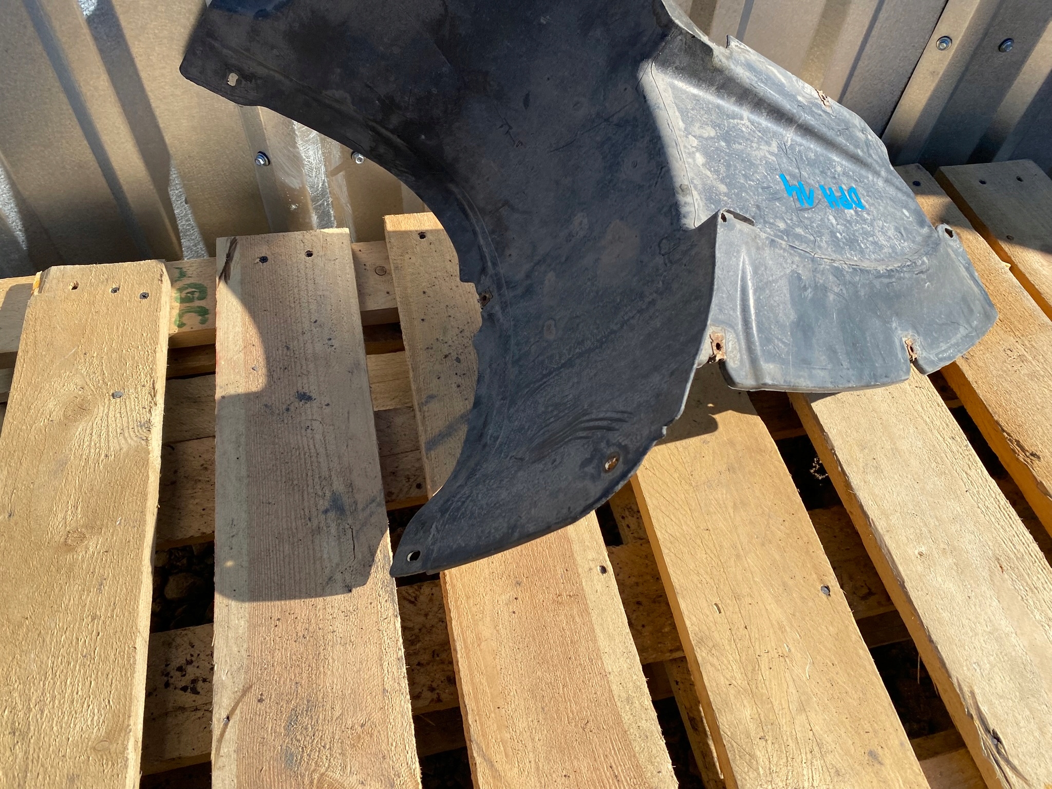 mudguard left front part front VW PASSAT CC B7 3C8805911D 3C8805911E