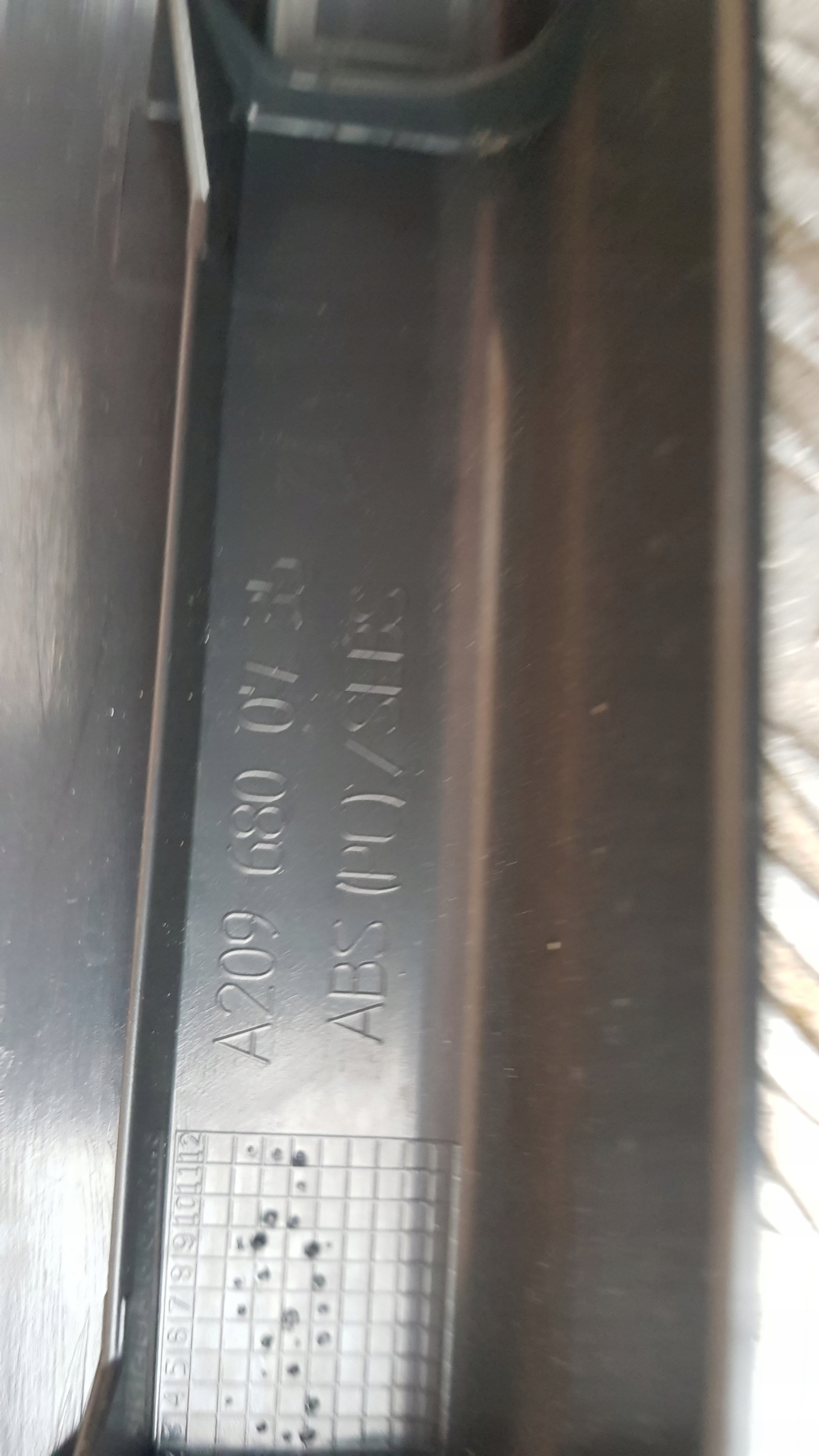 MERCEDES W209 moulding threshold left right cap