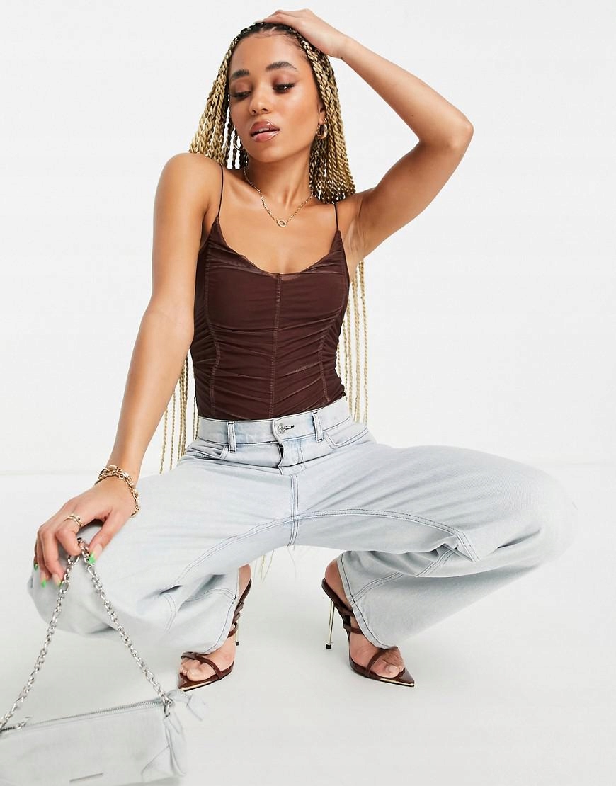 MISSYEMPIRE _ZT A97 BRĄZOWE BODY MARSZCZONE _/ 38 Dekolt serce