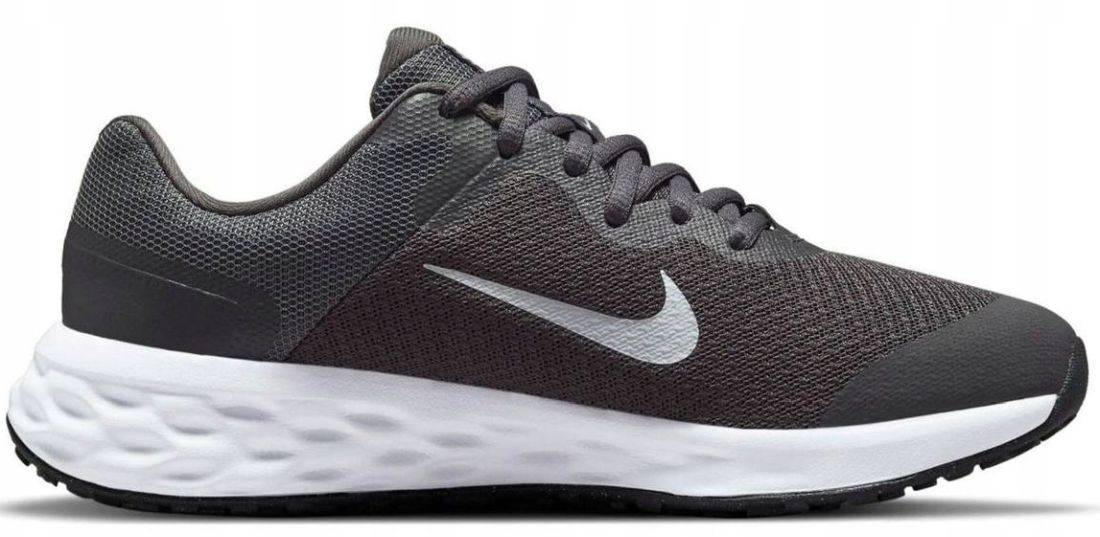Dámské běžecké boty Nike Revolution 6 Vel. 36,5