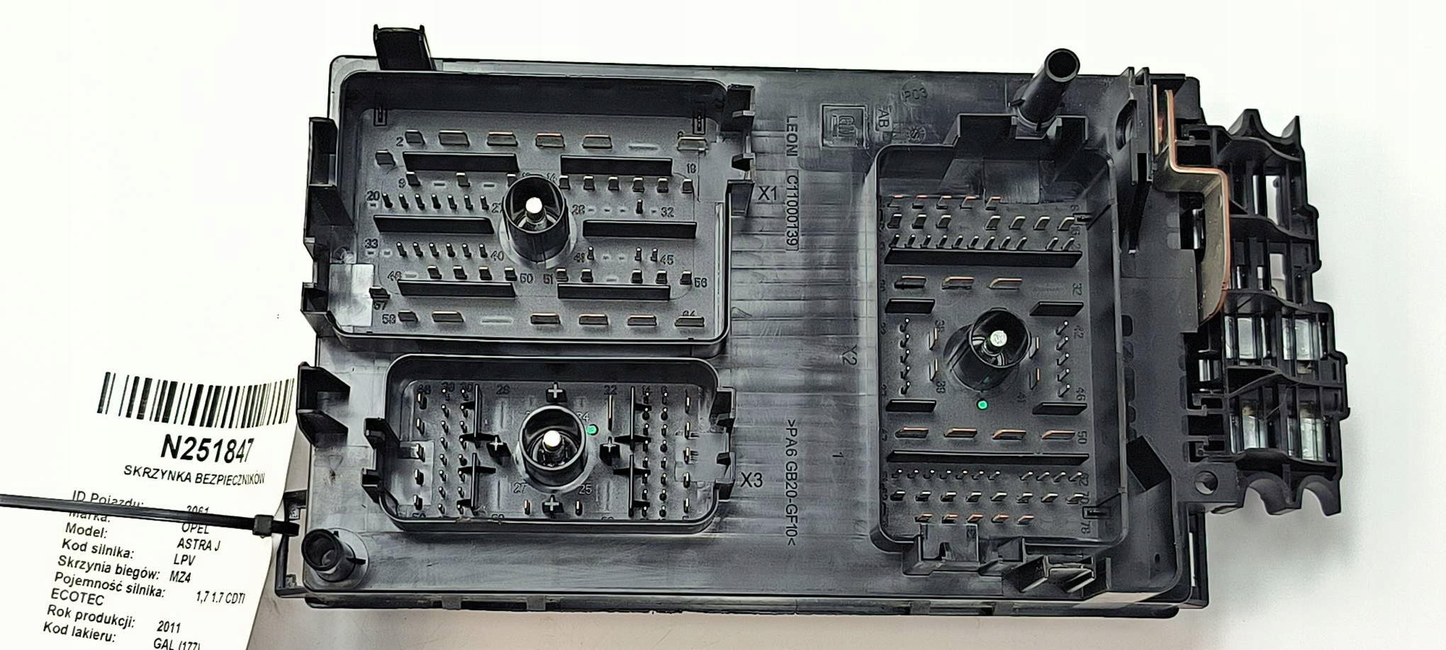 Module fusibles C11000139 OPEL ASTRA J