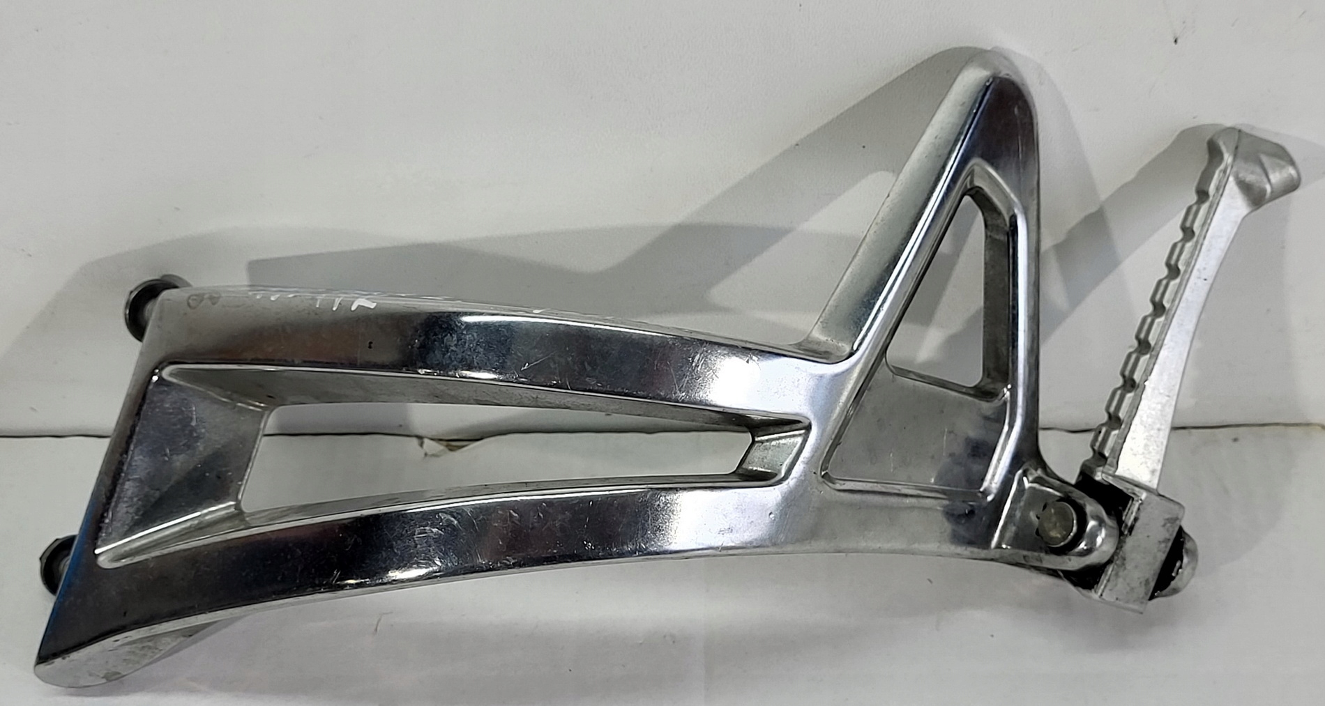 2080759 - Комплект левый задний Triumph Street Triple 1050 2010