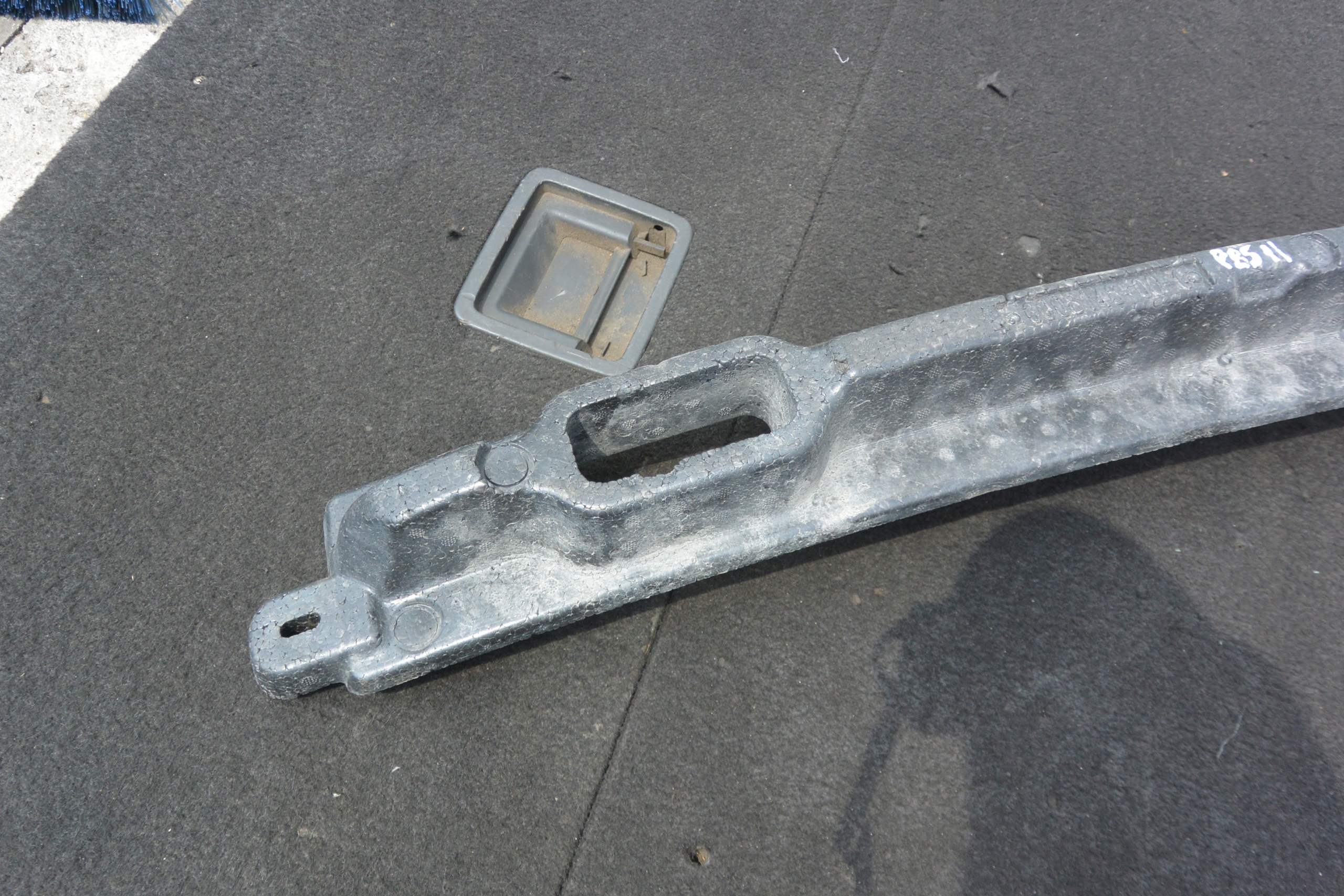 ABSORBER POLYSTYREN DER STOSSSTANGE HECK TESLA S