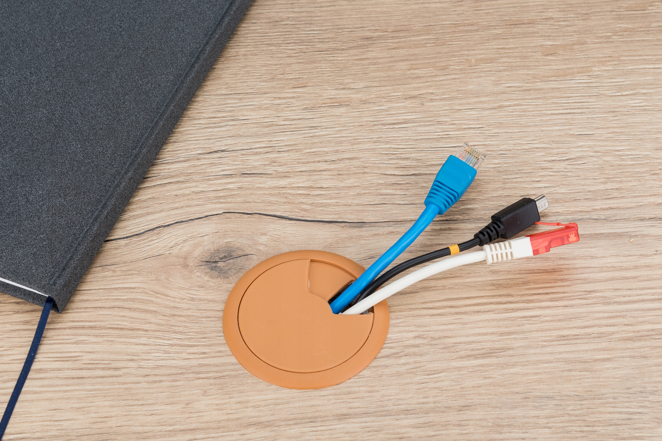 PRZEPUST KABLOWY PRZELOTKA DO KABLI FI 60 OLCHA Marka inna