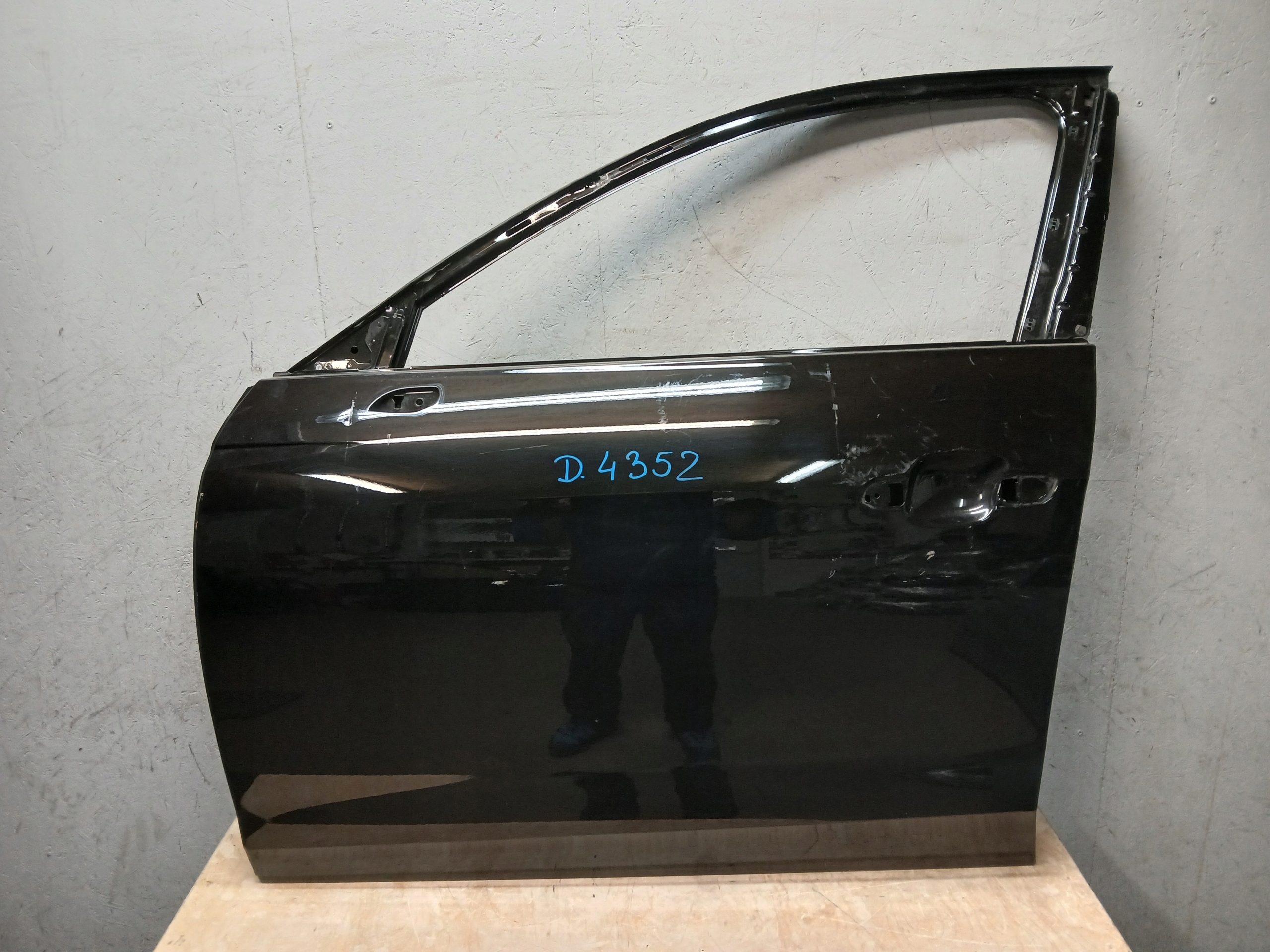 door front left AUDI A4 B9 8W LIFT 19