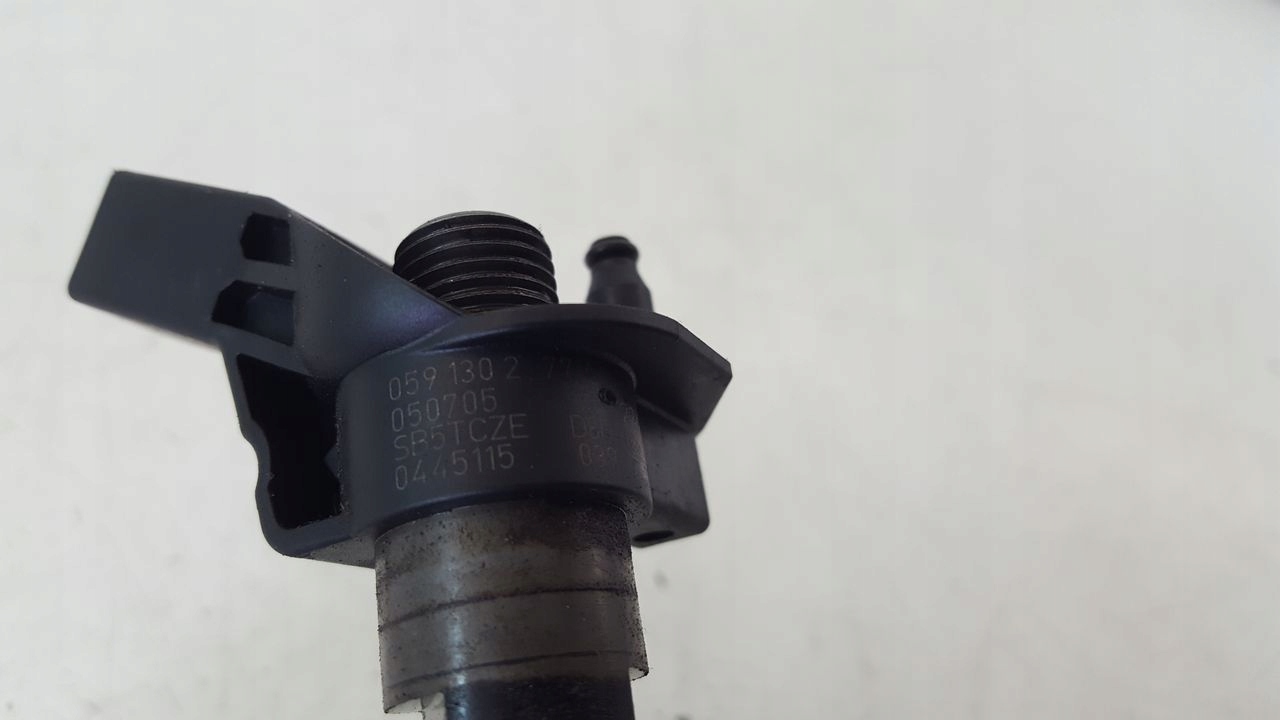 Einspritzdüse Pumpe-Düse-Einheit Audi A6 C6 2,7 TDI 059130277AC