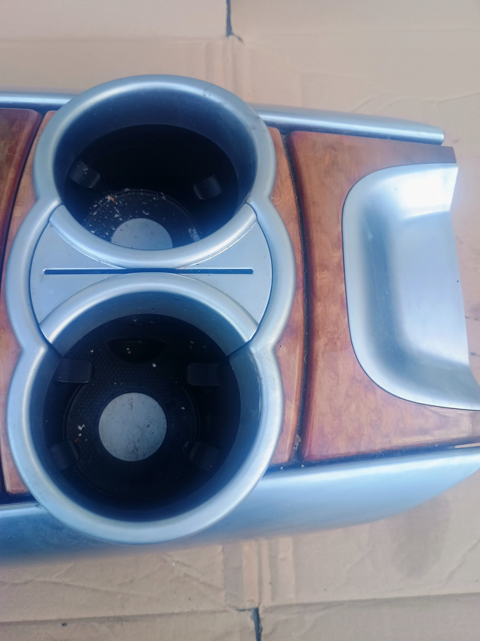 TUNEL central ashtray MERCEDES R W251