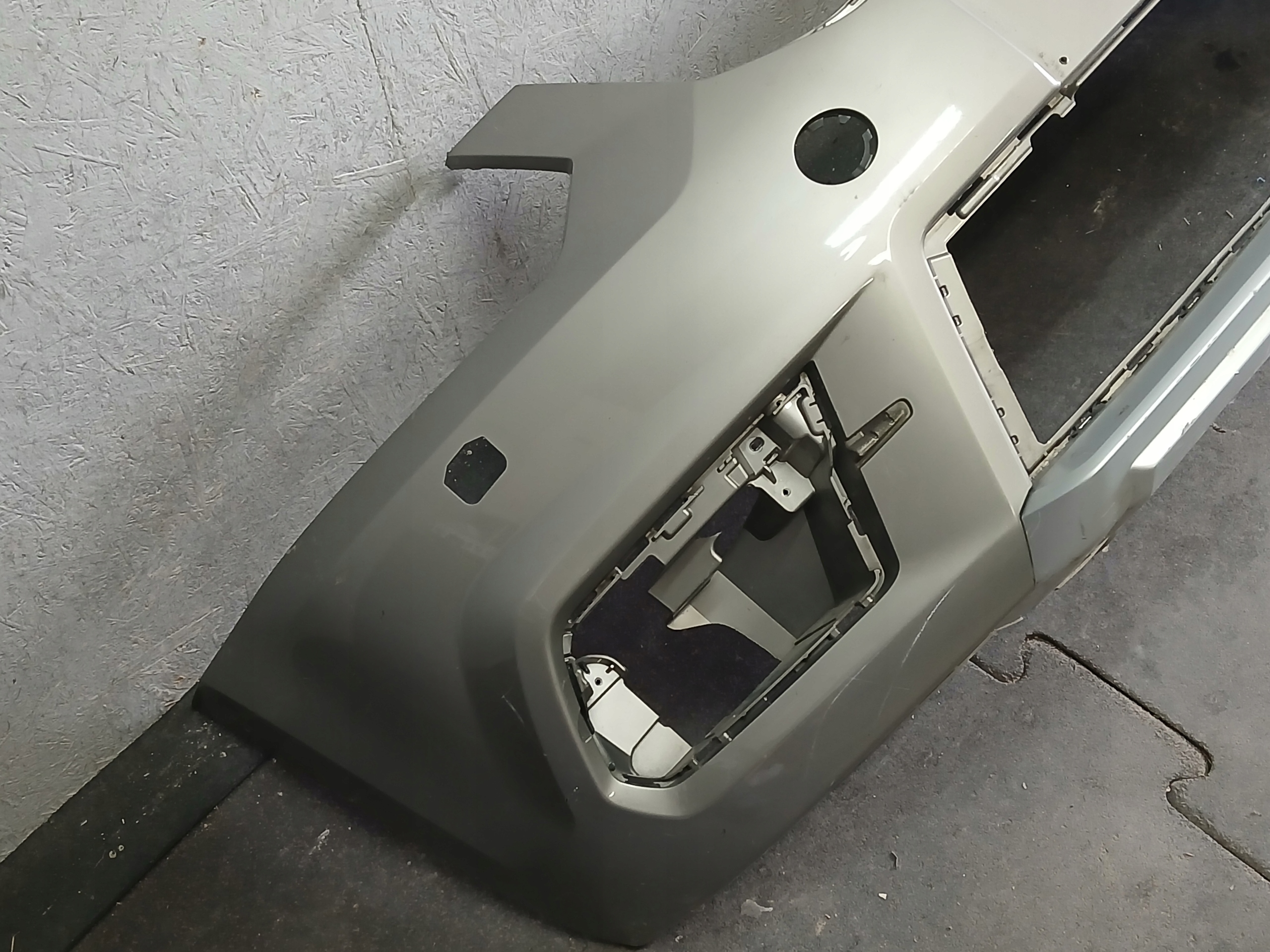 nárazník předek SKODA YETI LIFT 14