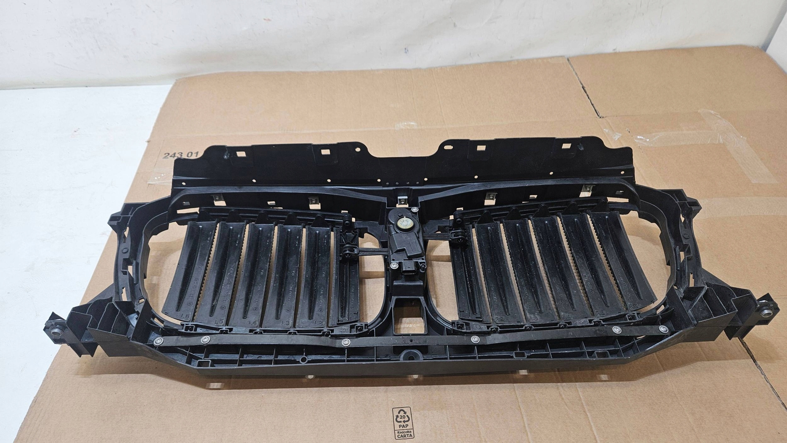 BMW X3 G01 Kühlergrill FRONTGRILL Kühlergitter 6733510 - Thumbnail 8