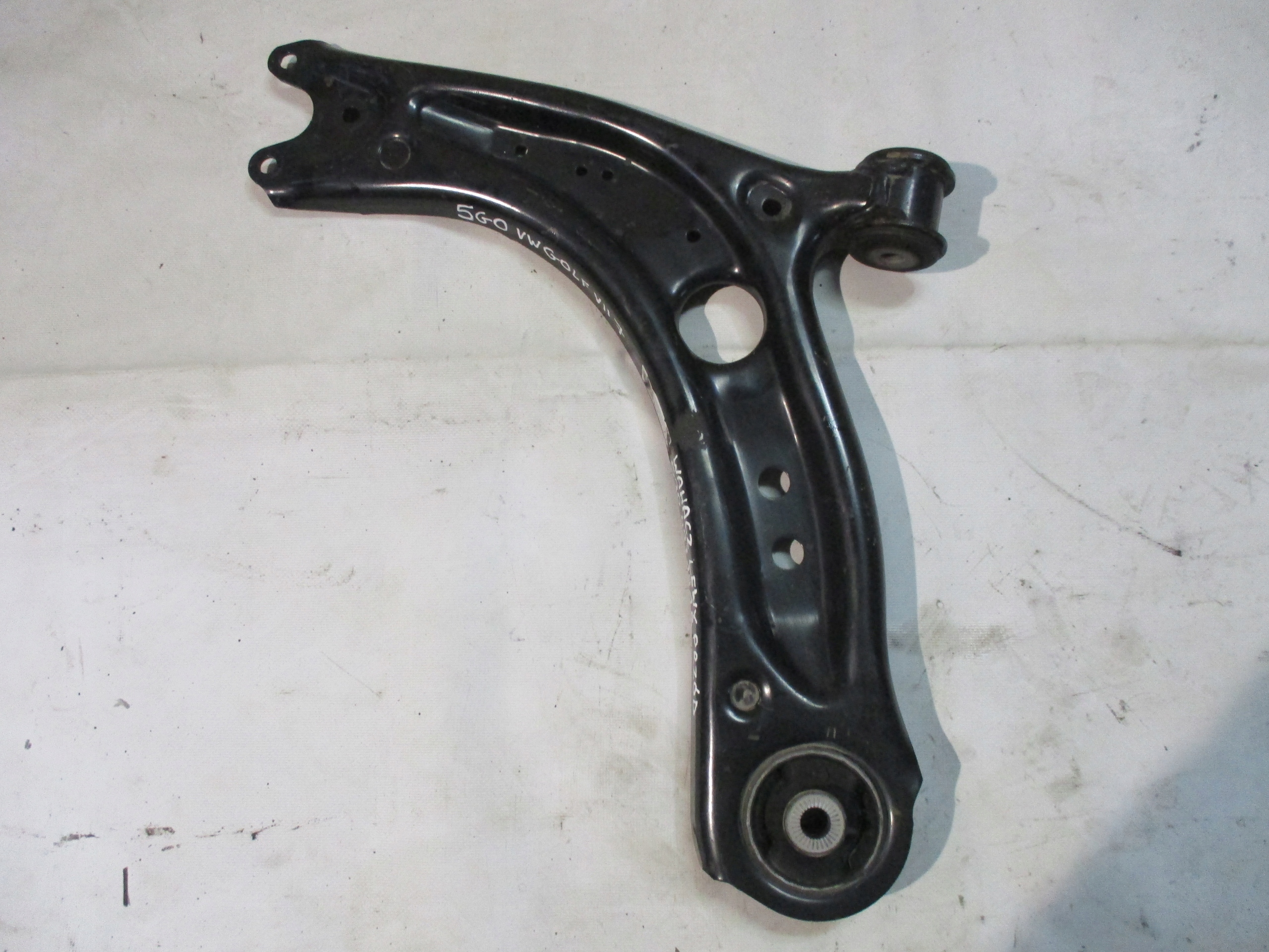 arm left front VW Golf 7 VII 5Q0407151R