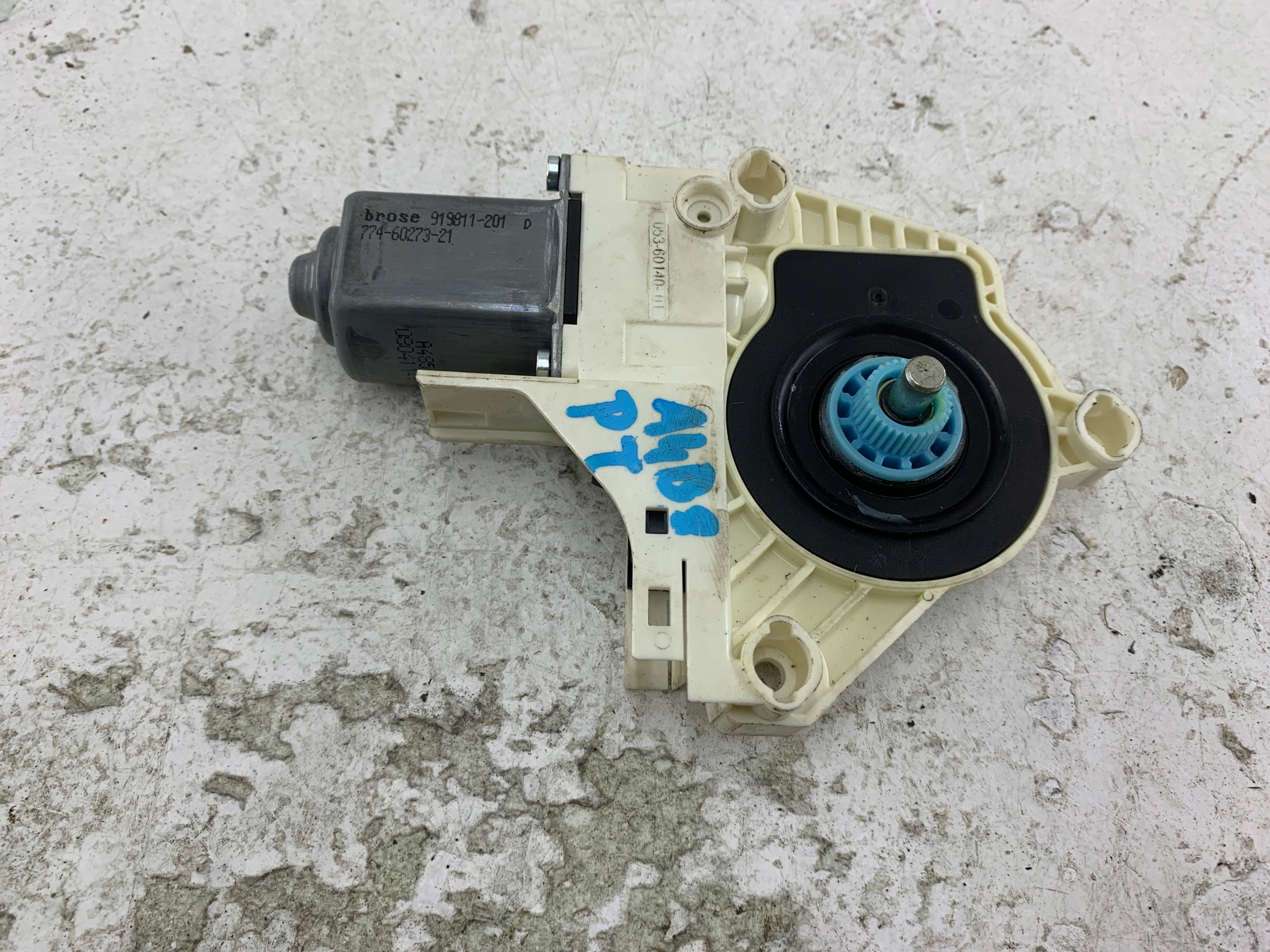 AUDI A4 B8 mini motor windows right rear part 8K0959812A