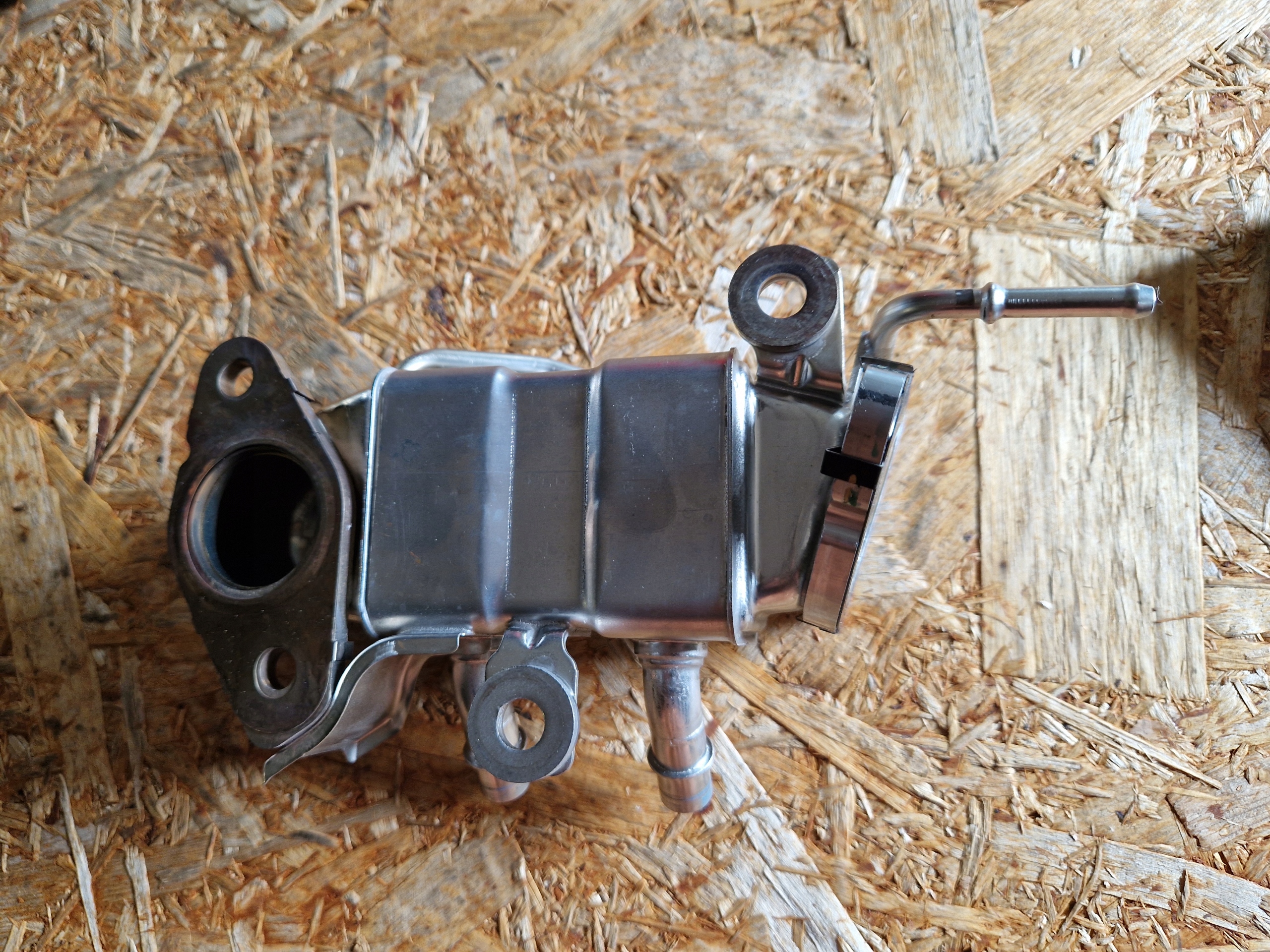radiator radiator EGR AUSTRAL 147357722R