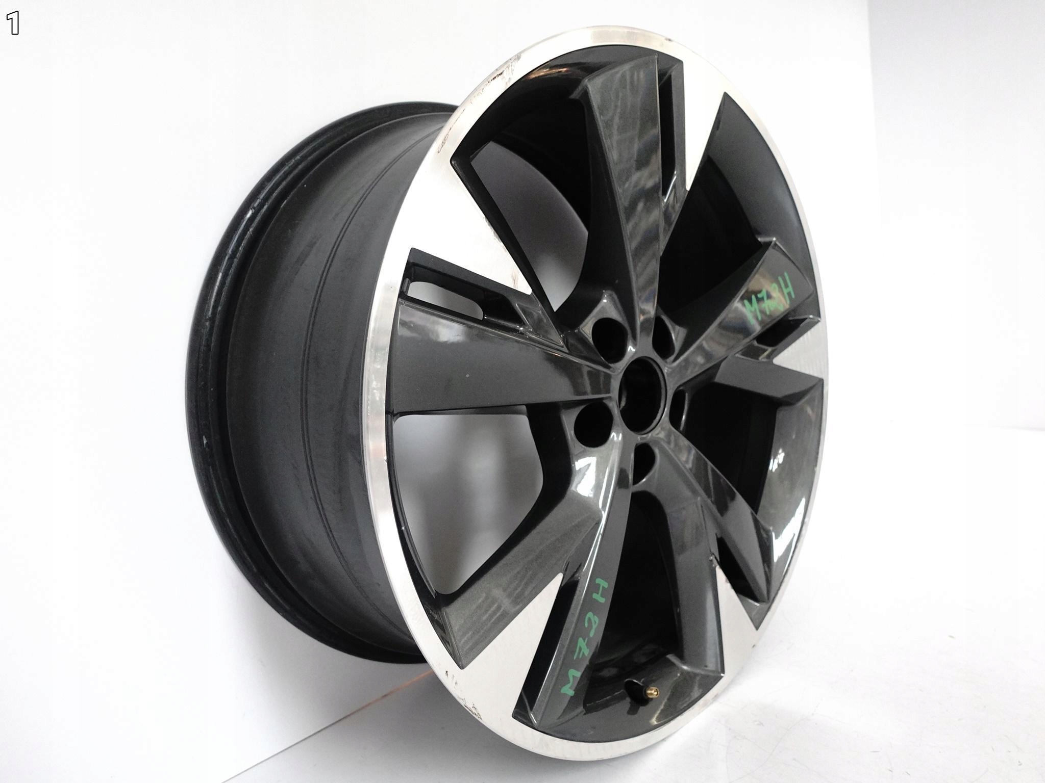 AUDI Q4 E-TRON 89A disk 9Jx20 ET42 5x112