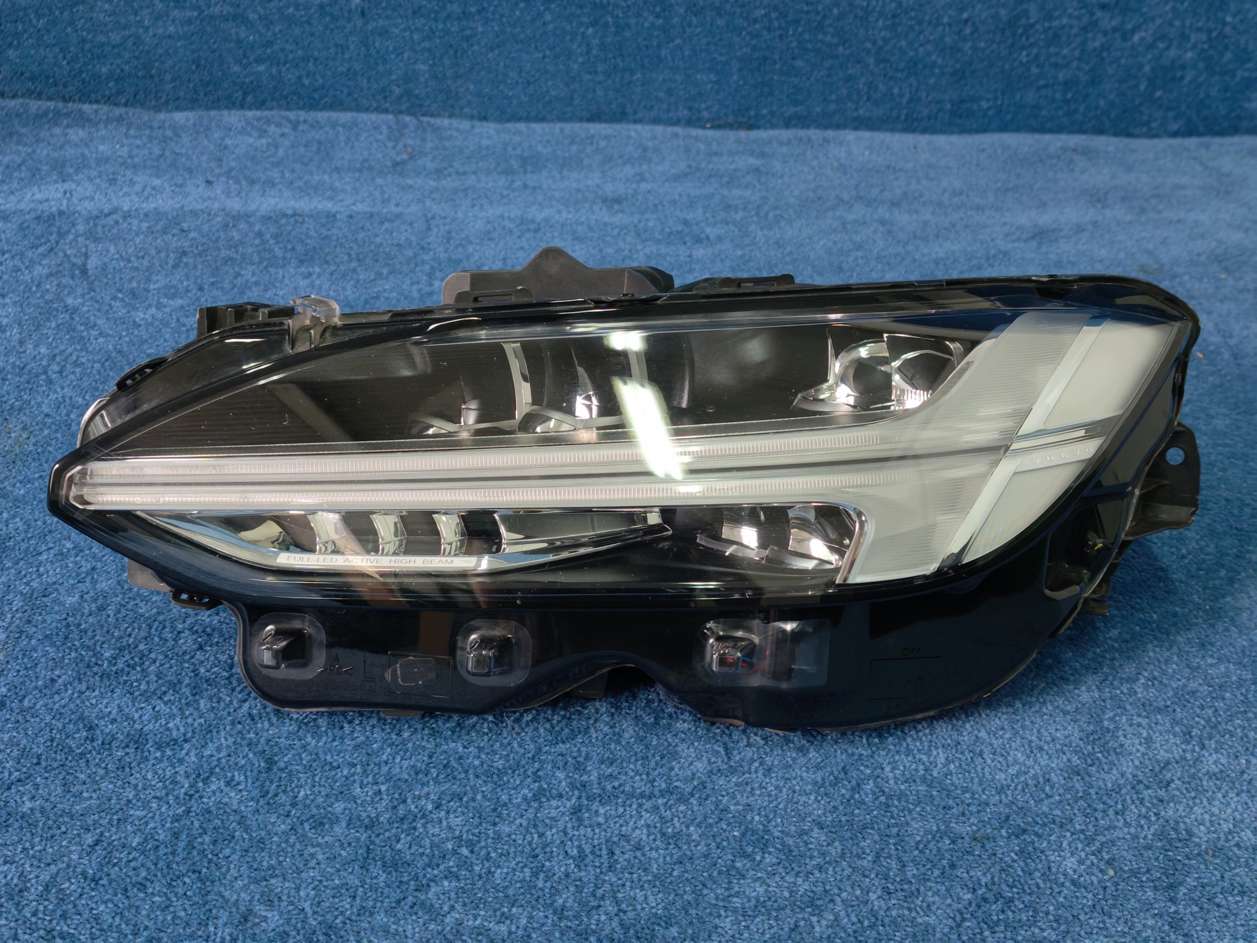 VOLVO S90 V90 II light REFLEKTOR left front FULL LED 32338924 ACTIVE HIGH