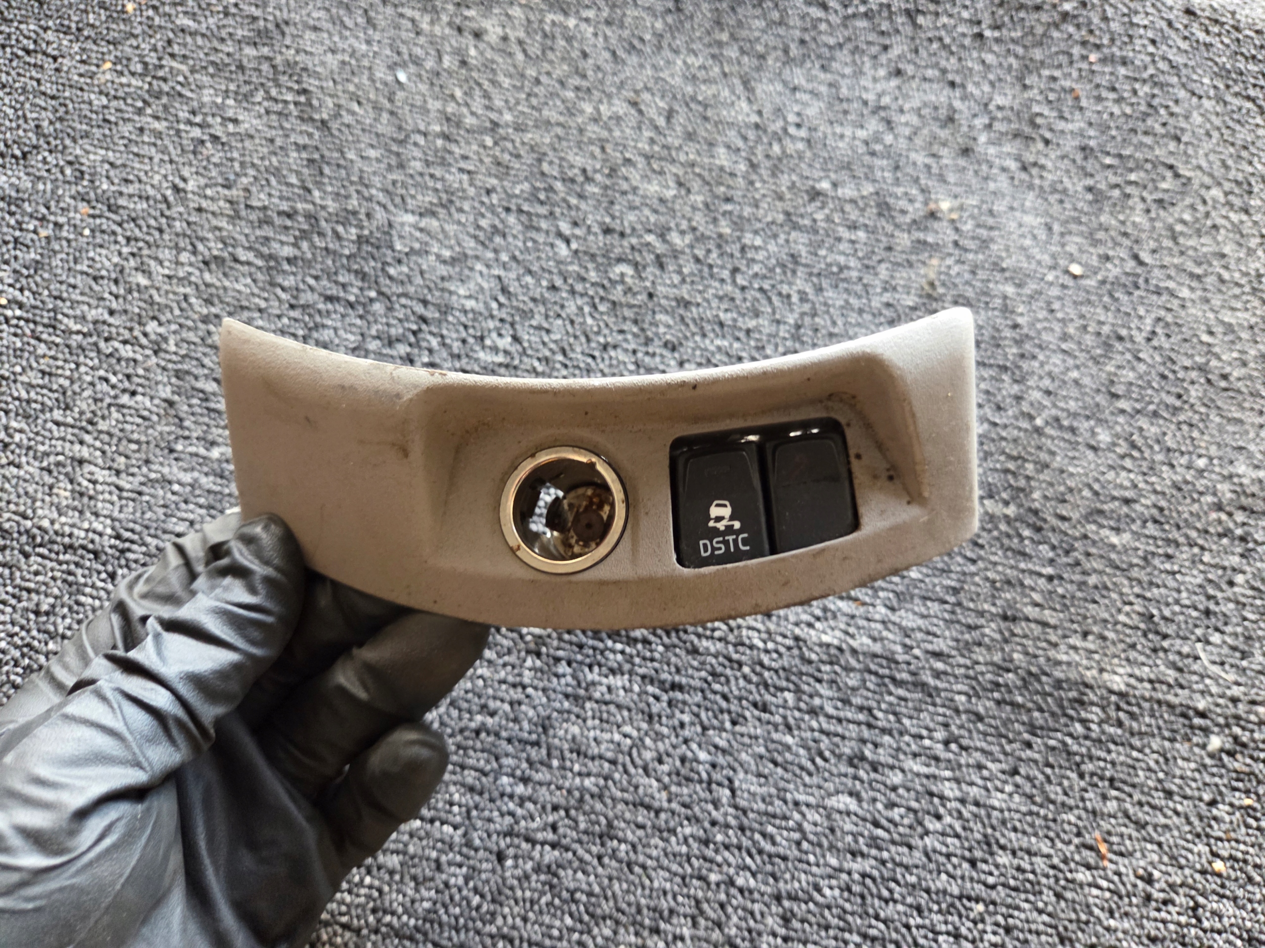 switch ZAPALNICZKA VOLVO V50 8686026