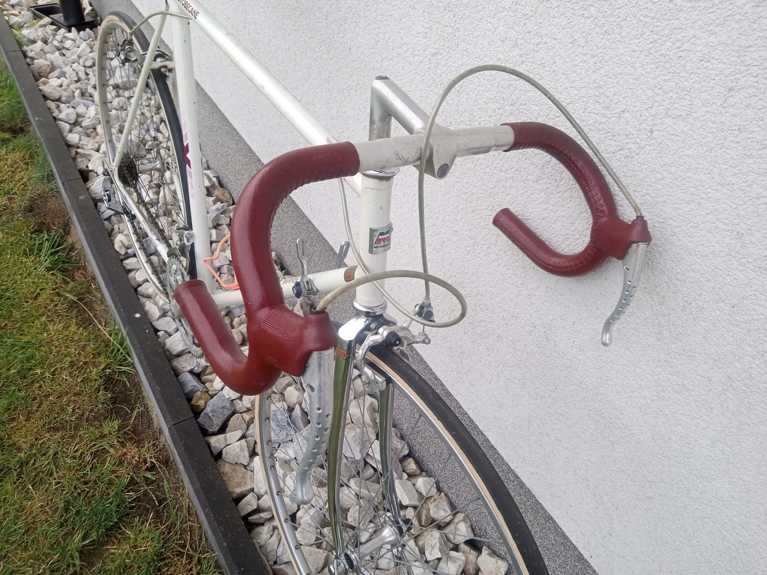 SZOSOWY ROWER KOLARZÓWKA MOTOBECANE 28 KOŁA 12 BIEGÓW Model SZOSOWY KOLARZÓWKA