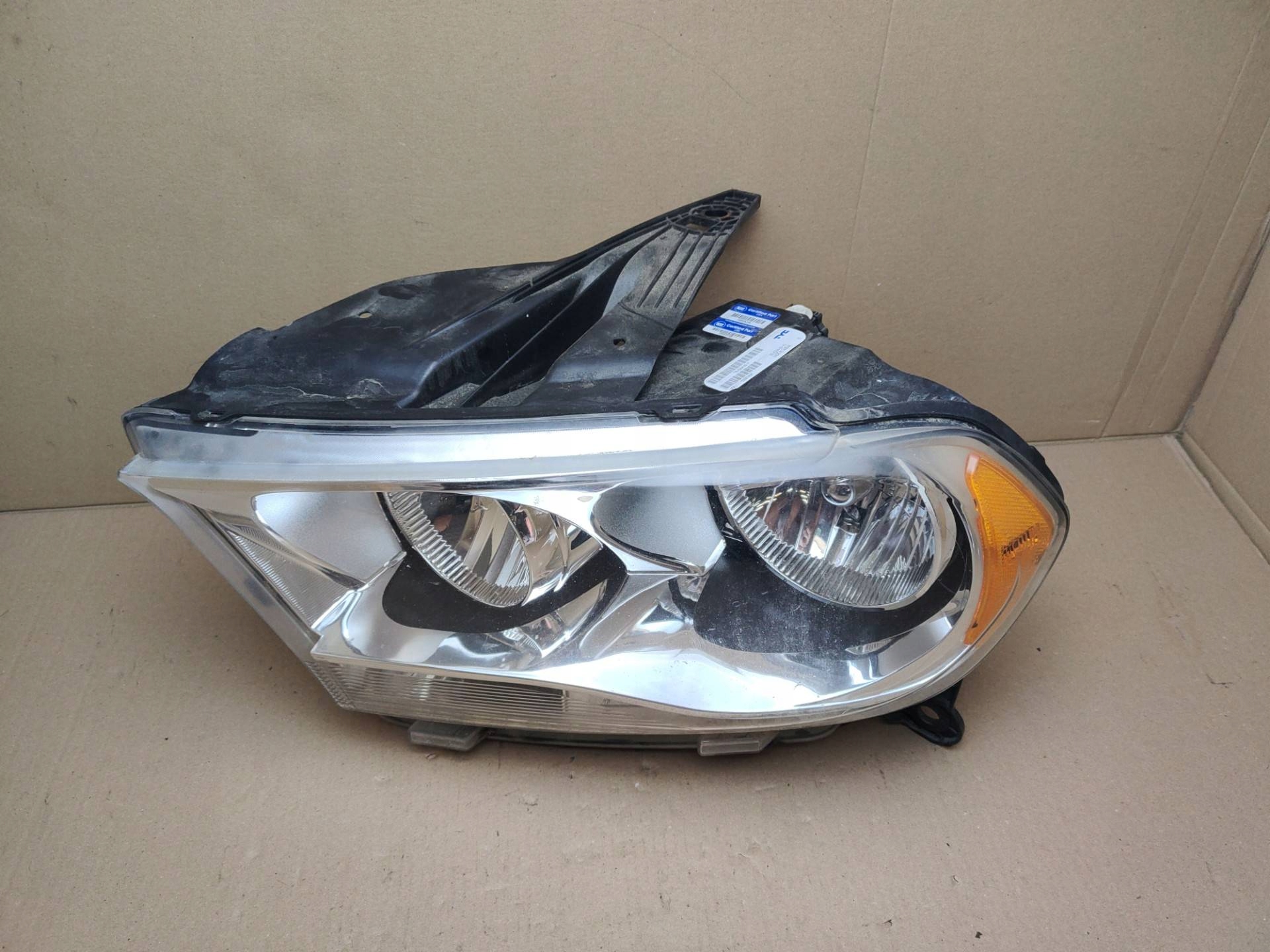 light front left side Dodge Durango 3 2012 08281810