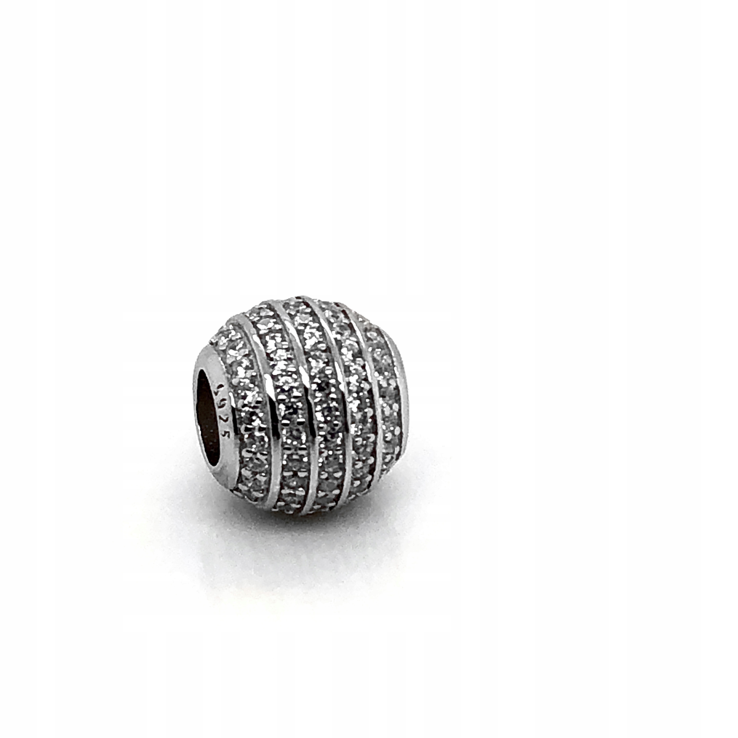 Stříbrný přívěsek Beads CB165