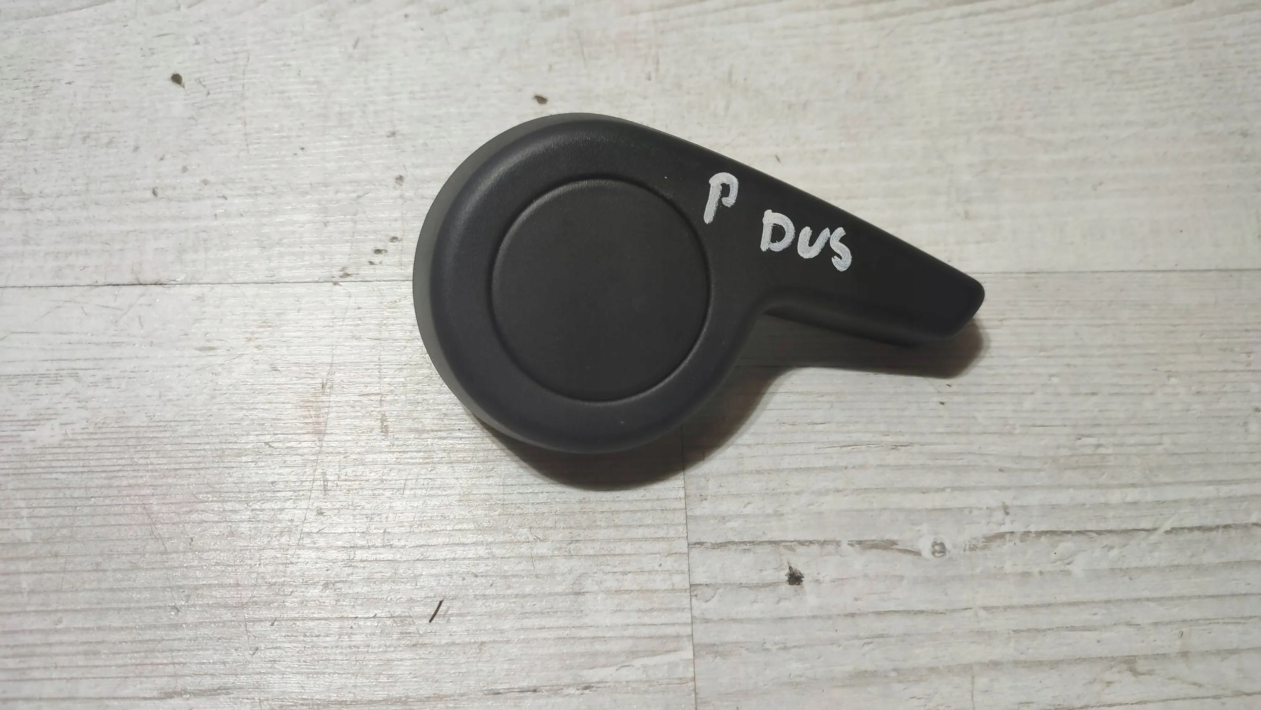 Dacia Duster II 17r 1.2 handle control seat