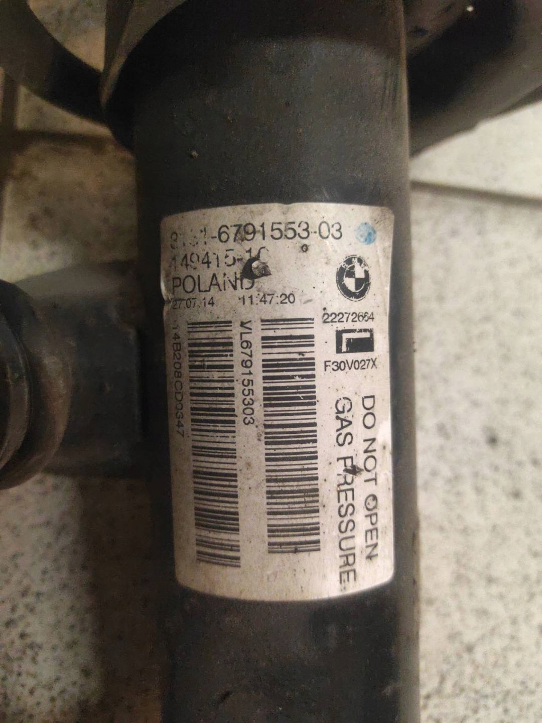 shock absorber front left side BMW 3 X-Drive F30 2015rok 2.0 TB.,