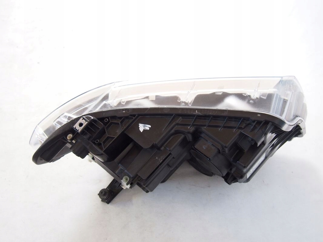 Volkswagen Crafter 2 II 15r Reflektor links Licht links 2015 7E1941005