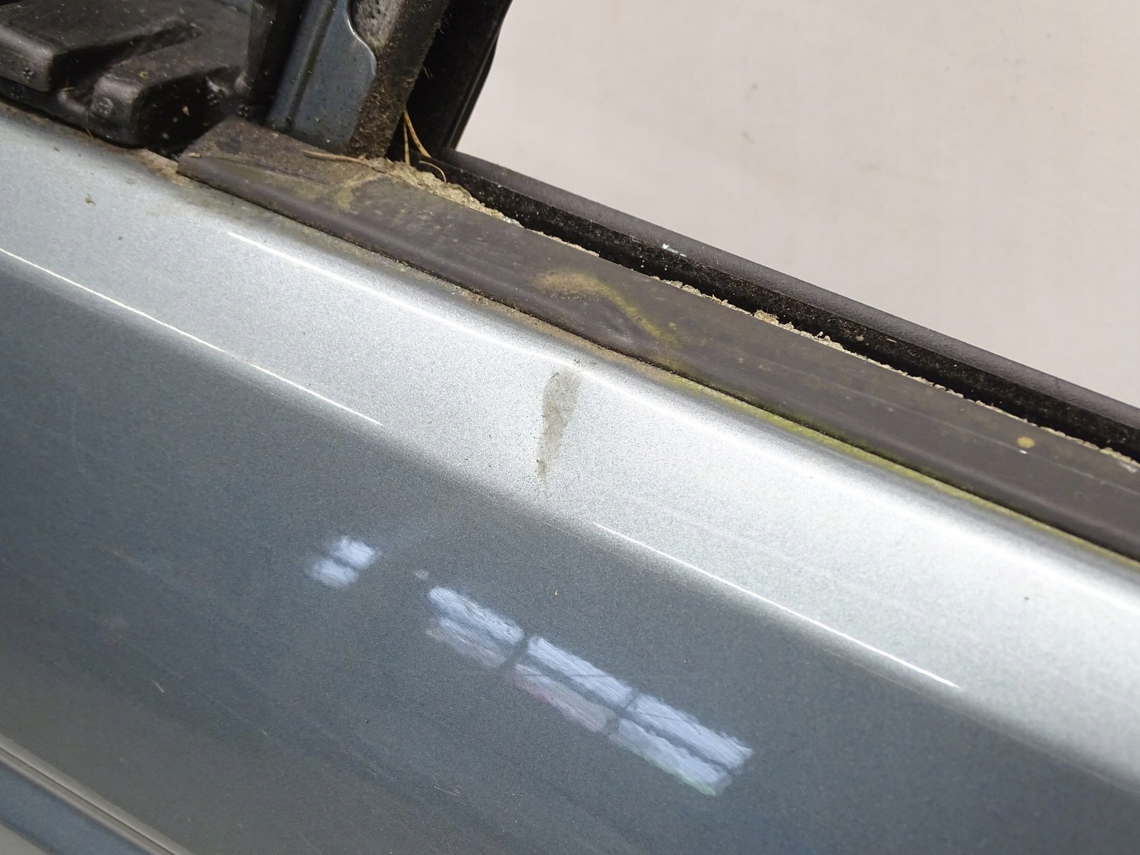 door left front front LAND ROVER DISCOVERY L550 15R 1BC