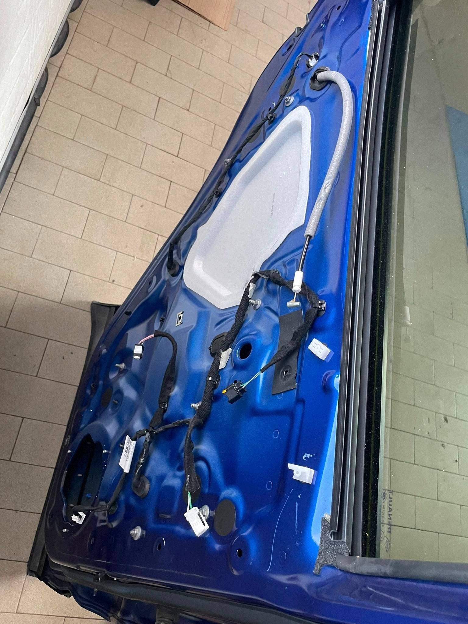 door rear. rear part side left Renault Austral BIYNN / TERQH