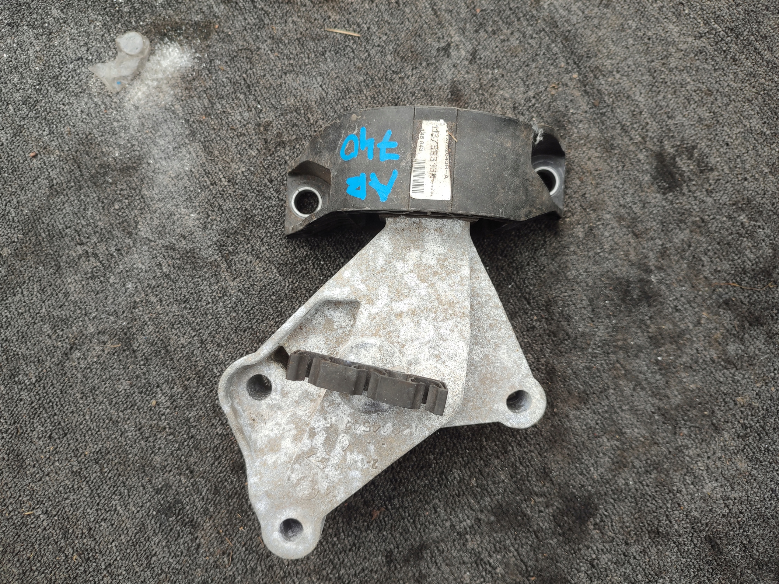 supporto Supporti motore usato captur 0.9 tce 13752043r
