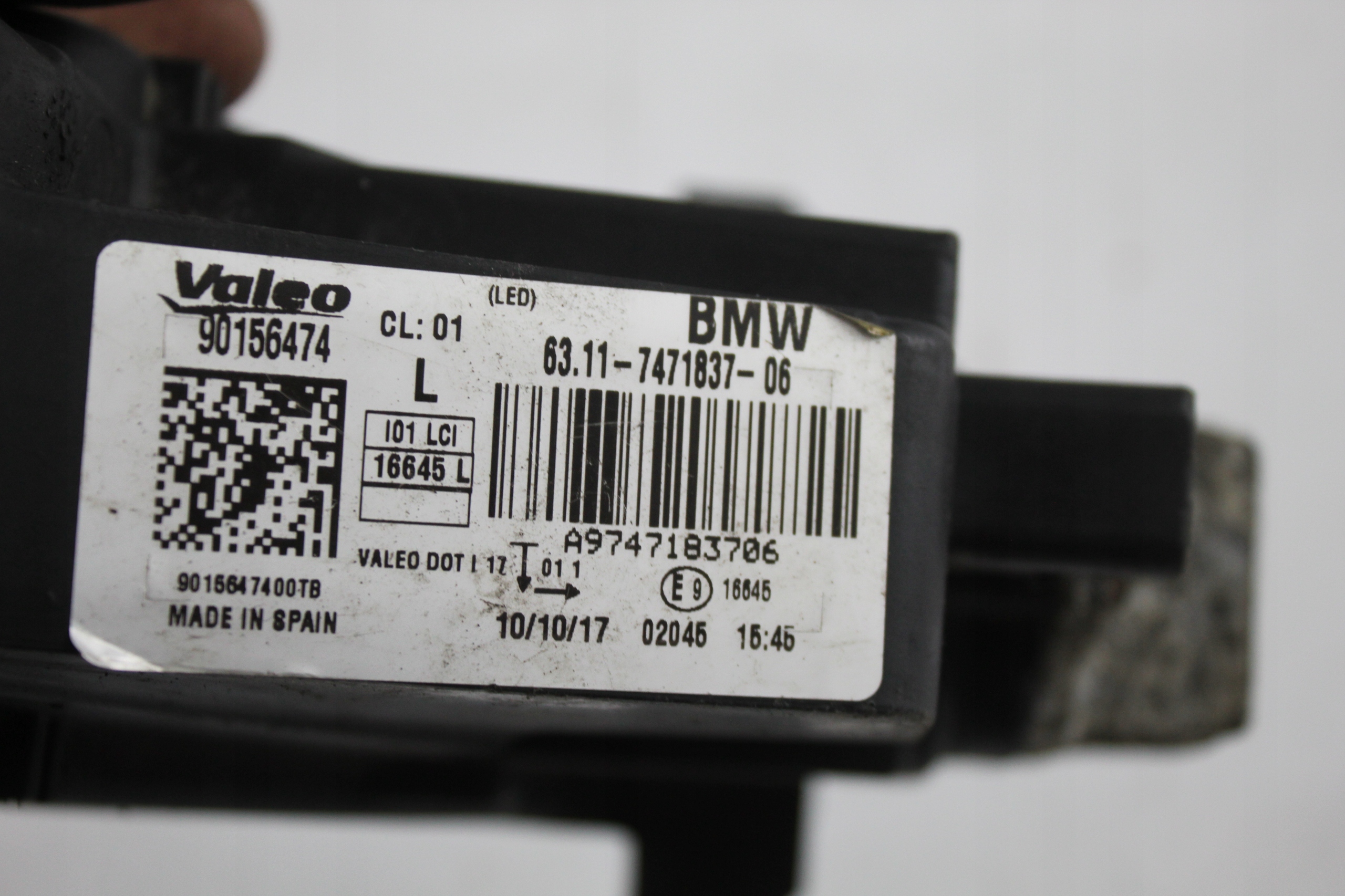 свет дневные левый led ГАЛОГЕН BMW I3 РЕСТАЙЛИНГ oe 7471837-06