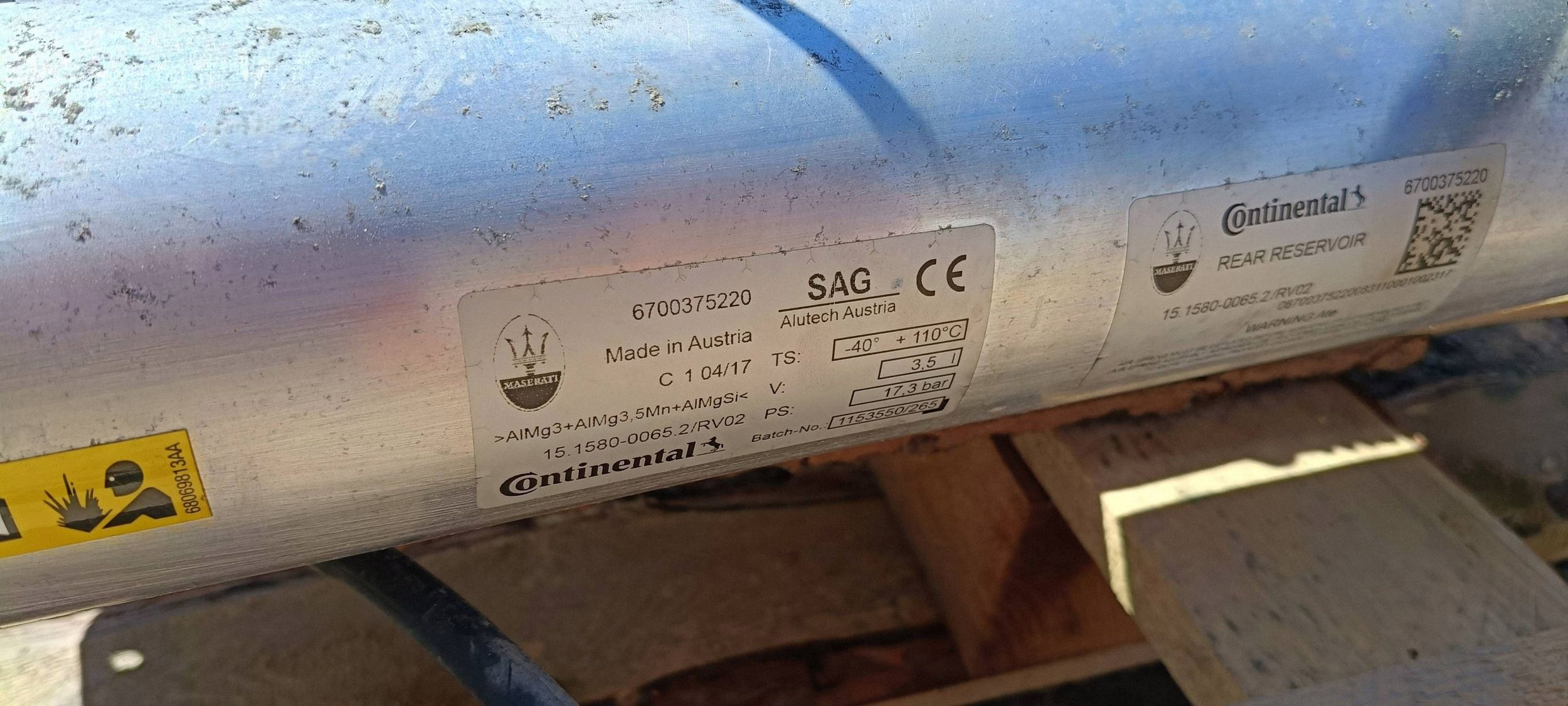 compressor; compressor springing pneumatycznego kpl Maserati Levante 2017