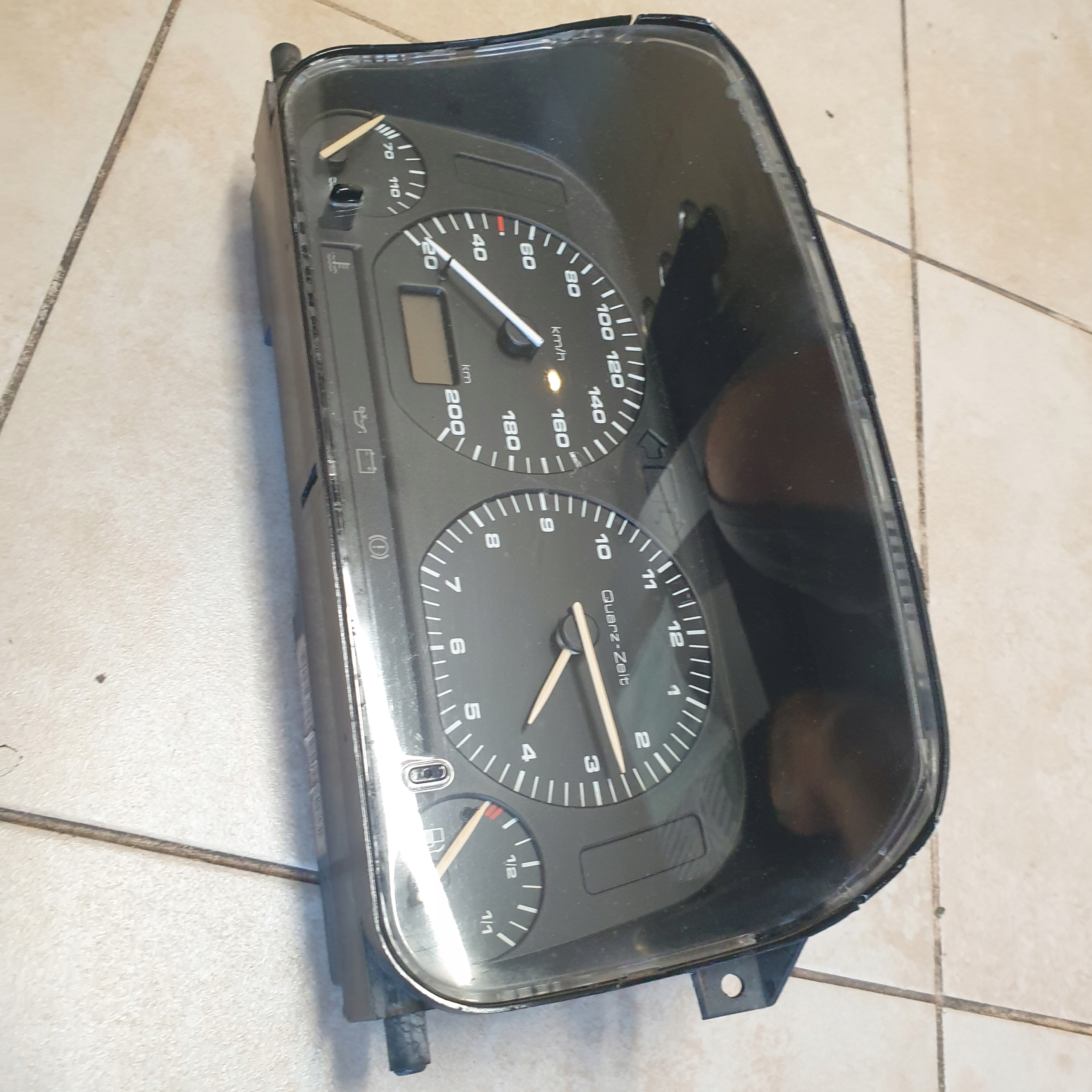 dials clock VW GOLF III 1.8 B 1H6919033 88311188