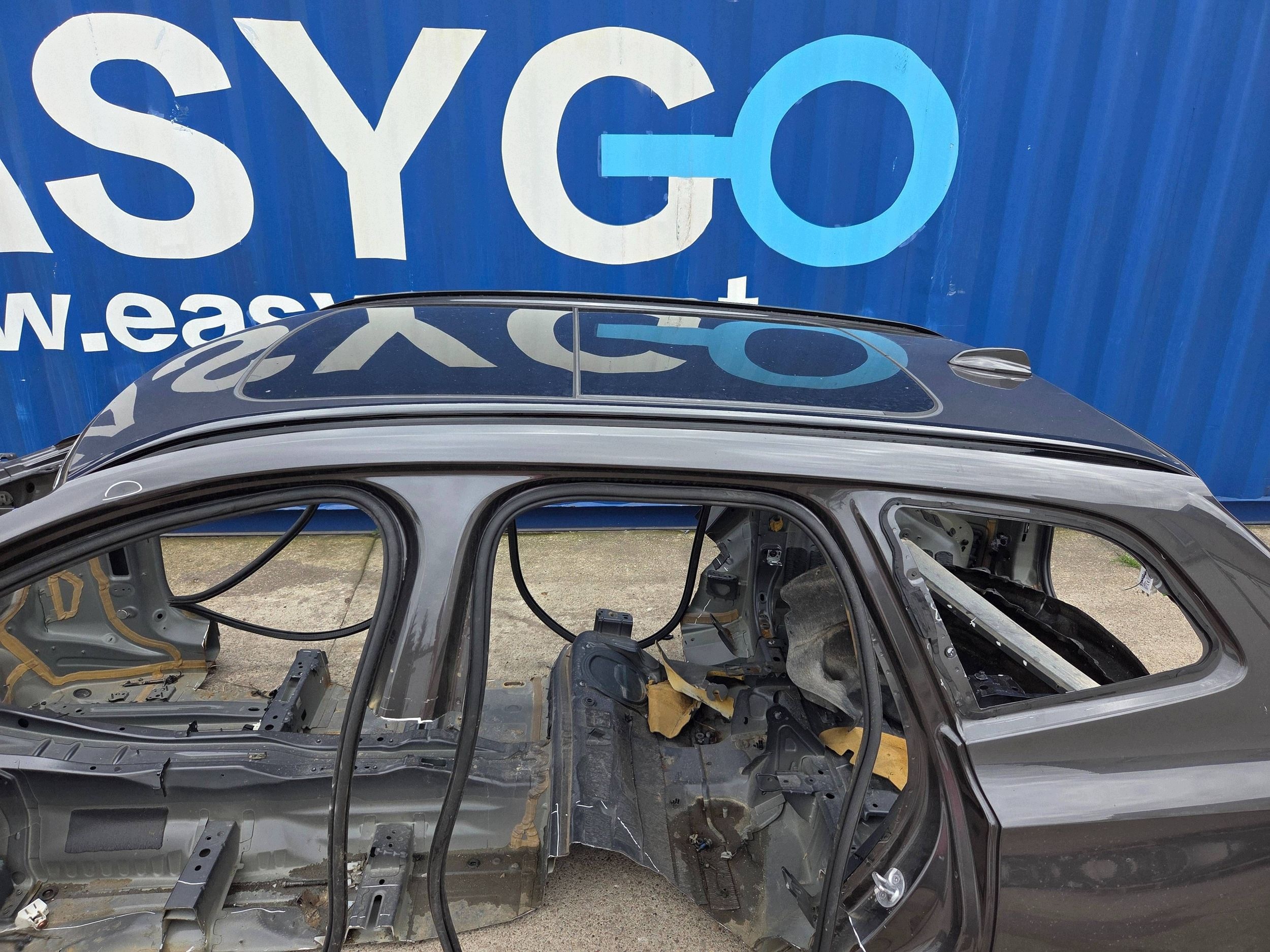 Volvo XC60 II dach Panorama dach Dachreling