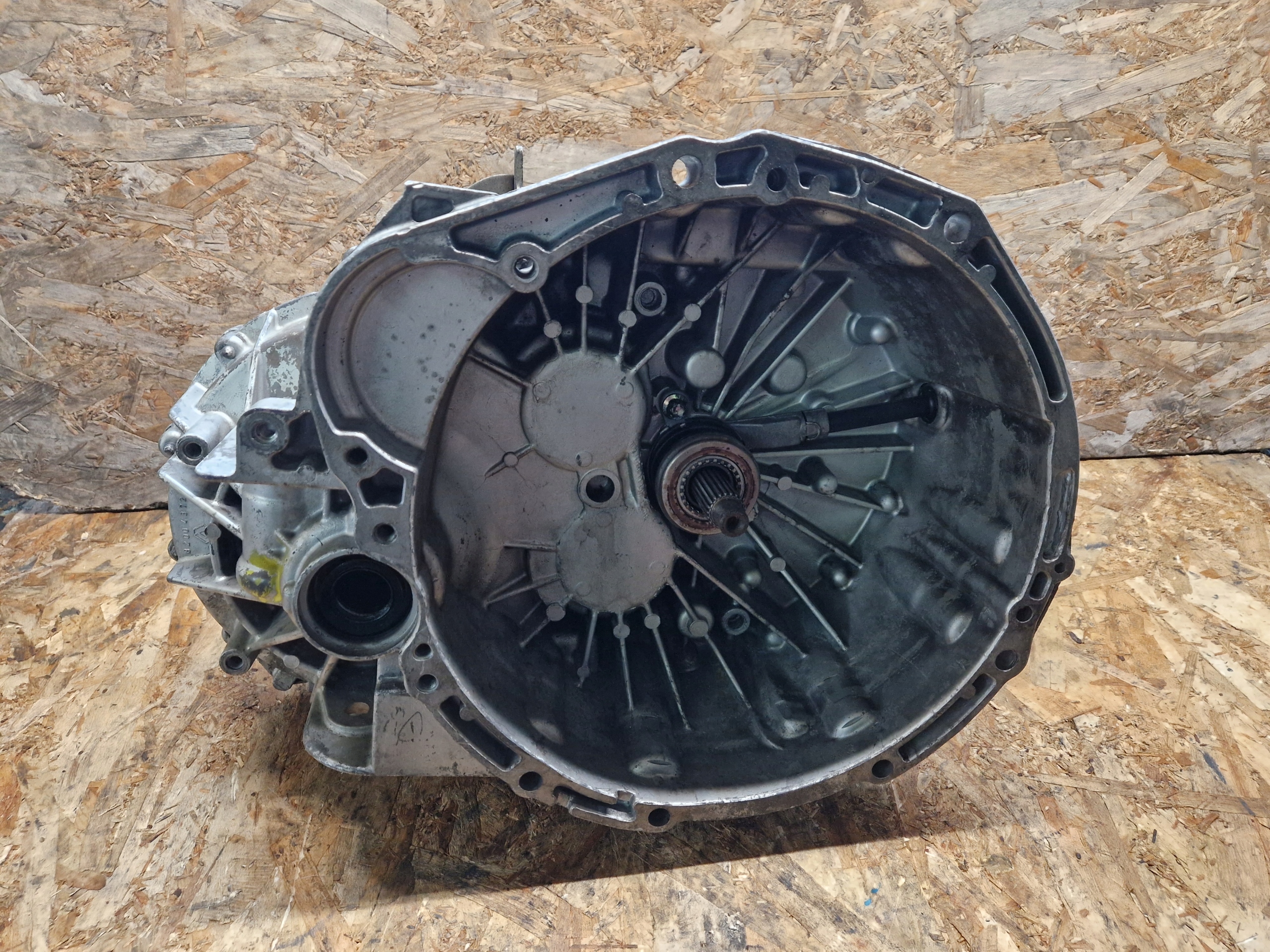 Getriebe RENAULT MASTER OPEL MOVANO 3.0DCI PF6052 PF6 052