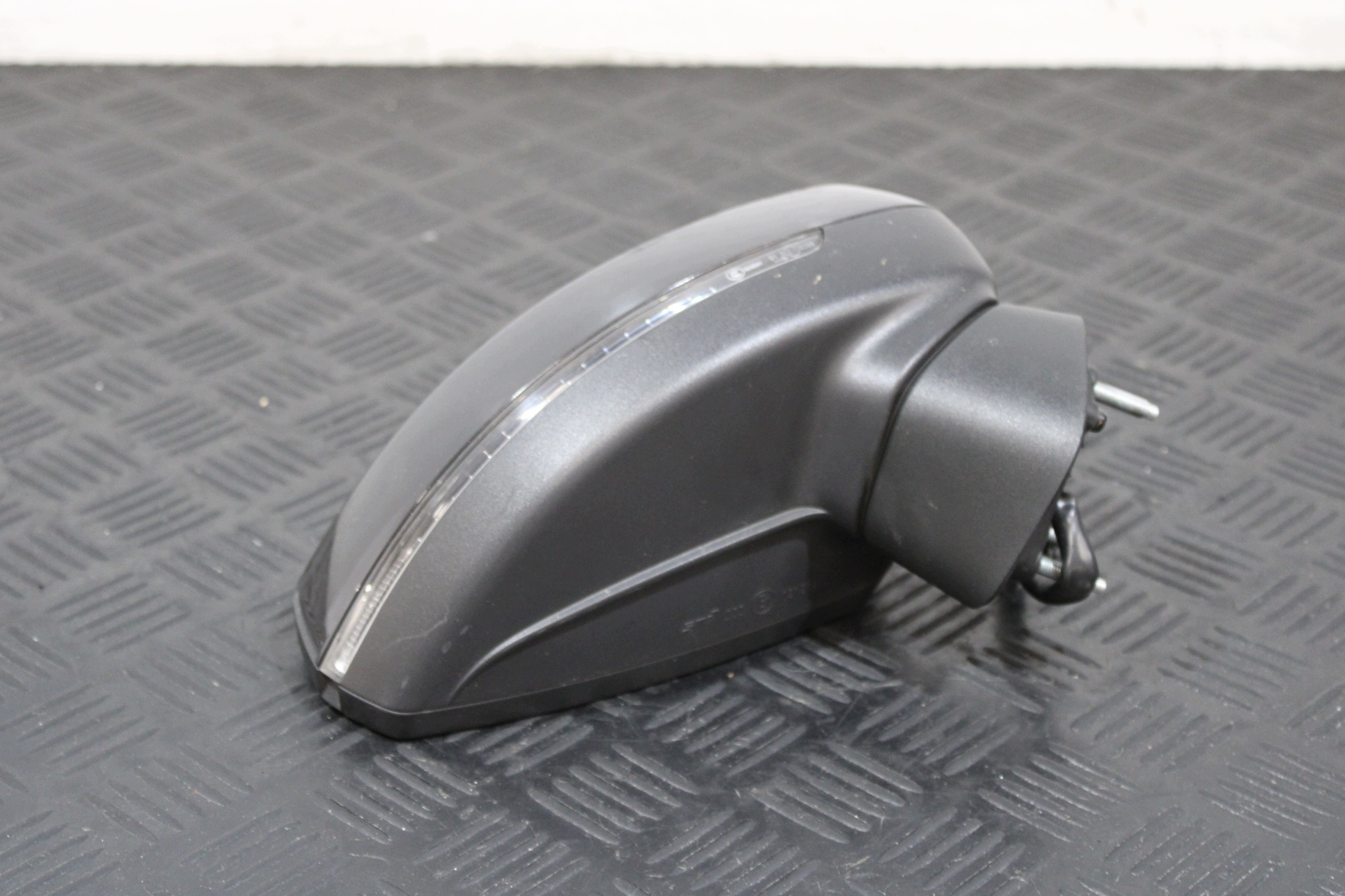 mirror exterior right 12 vertical AUDI A3 8V0 8V4 2013