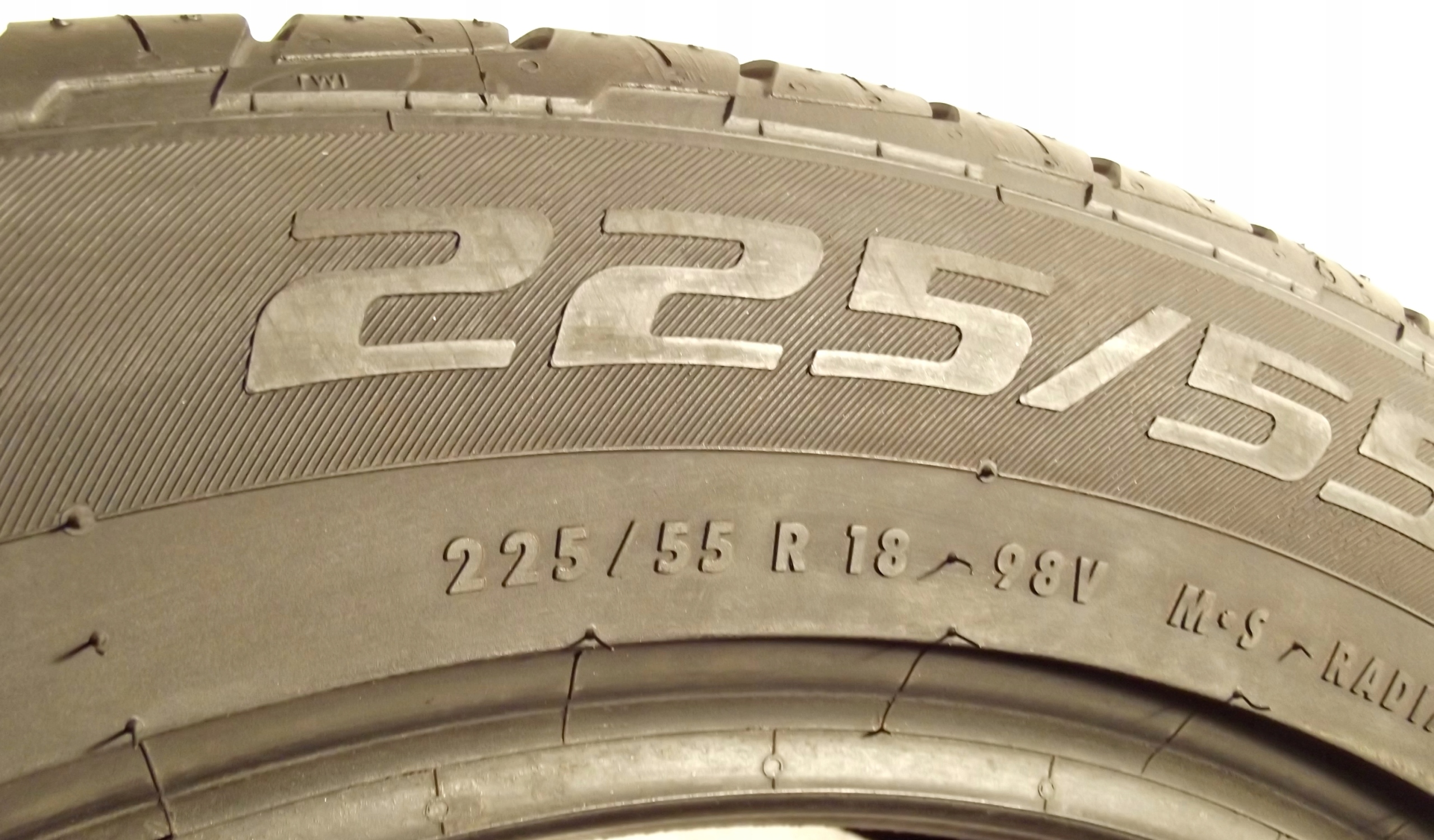 Opony letnie 225 55R18 98V GENERAL GRABBER GT Diameter 18