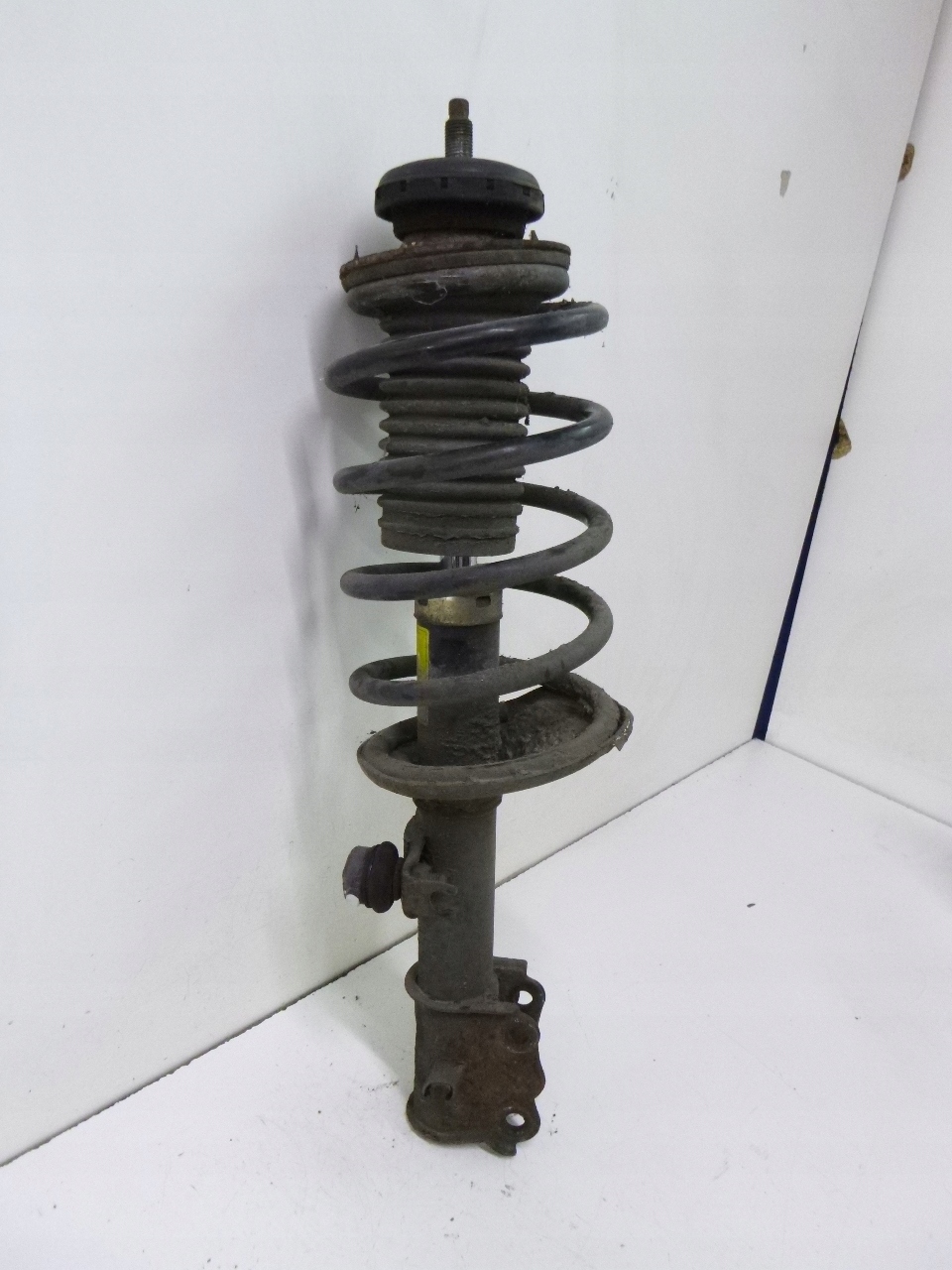 shock absorber front Chevrolet Aveo LT 1.4 sedan 06r.