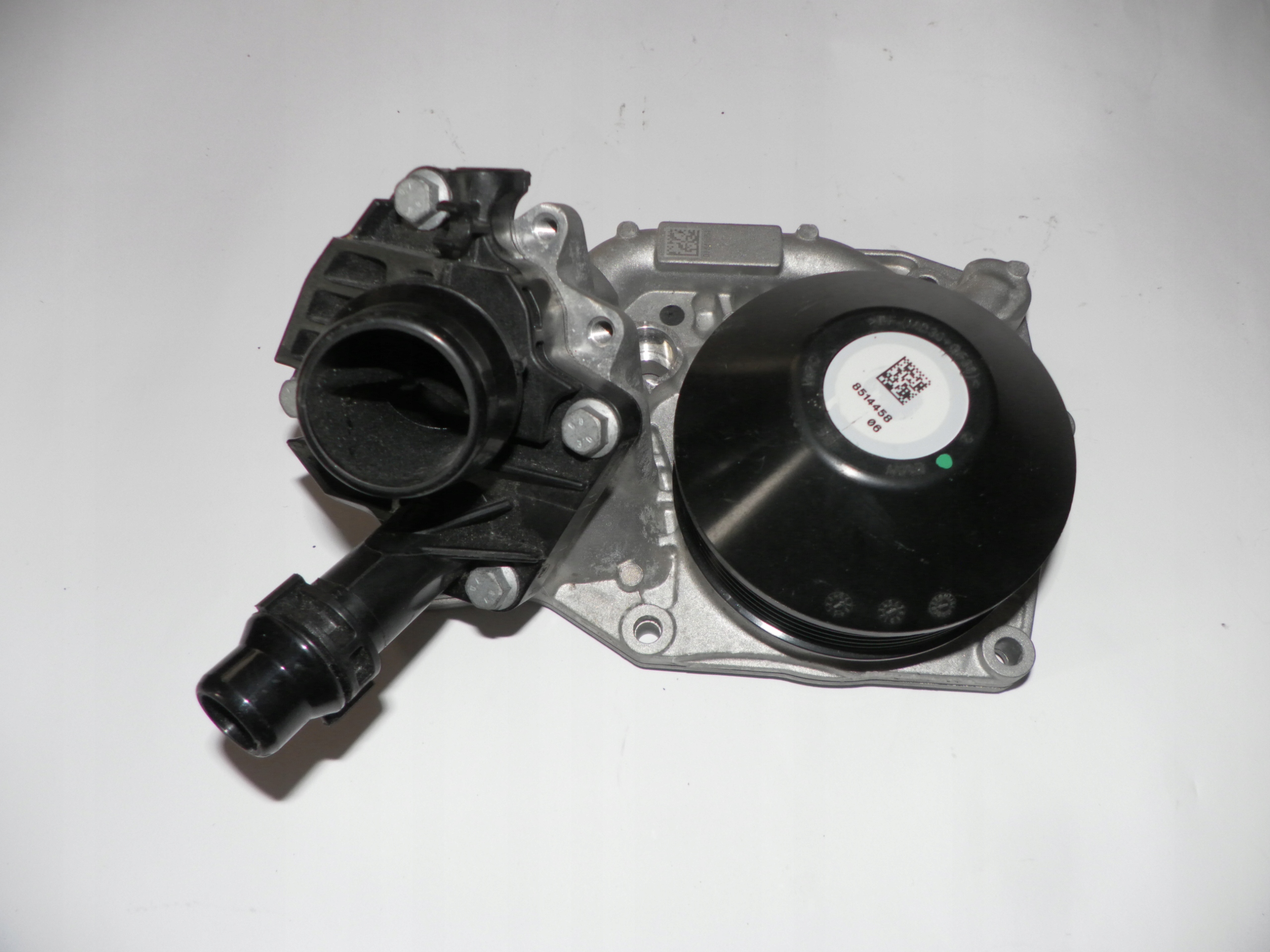 11 51 - BMW 5 F10 F11 LCI Lift X5 F15 водяний насос 8514458