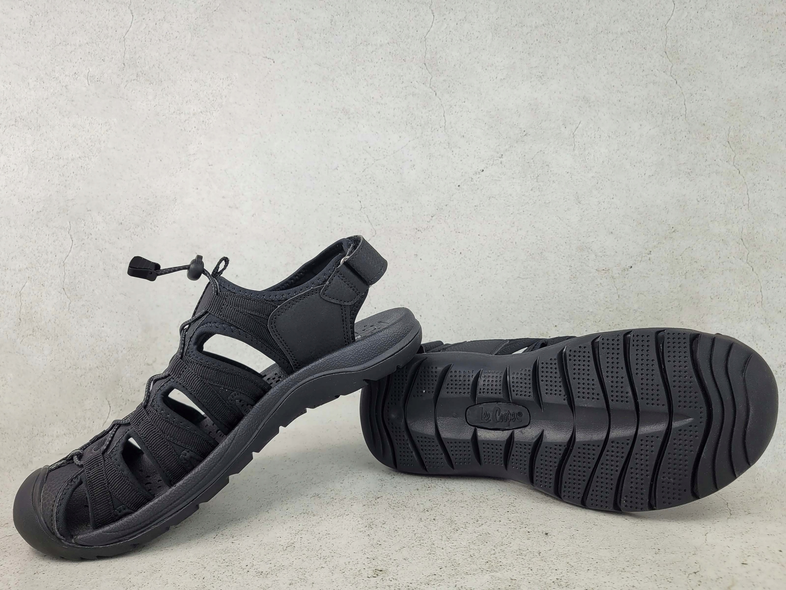 LEE COOPER SANDALS BUTY MĘSKIE AŻUROWE SANDAŁY NA RZEP ŚCIĄGACZ CZARNE Kolor czarny