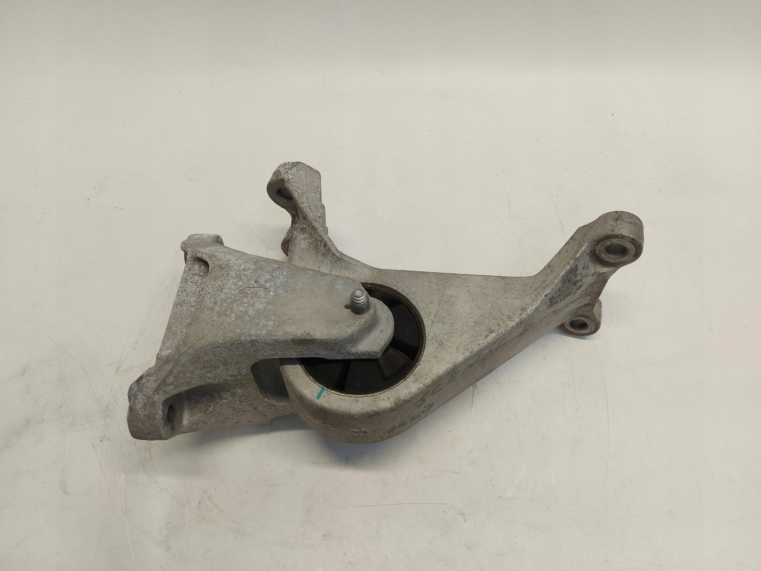 RENAULT Scenic E-Tech V 5 2024 Support Airbag Support plaque Moteur Avant