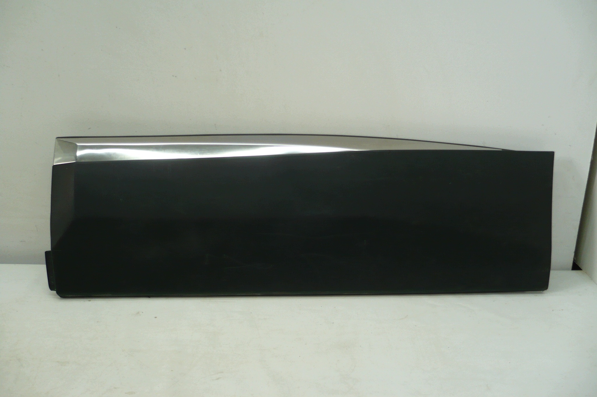 PEUGEOT 5008 II 2017- moulding door left rear part