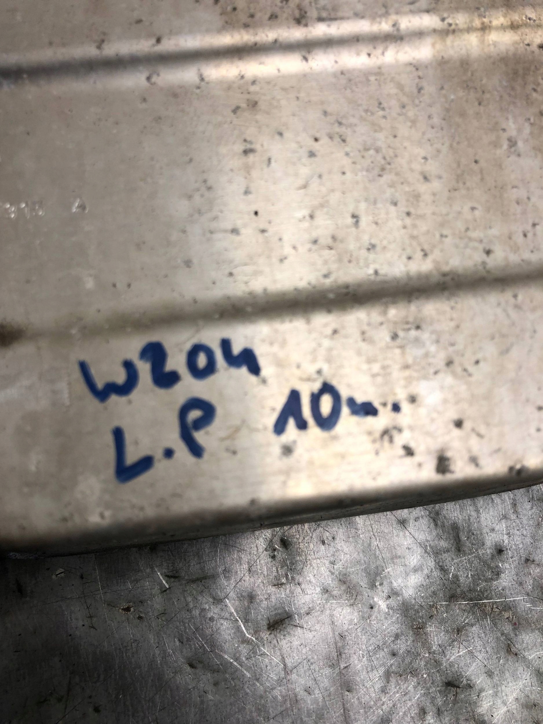 beam tip left front MERCEDES W204 A2046201195