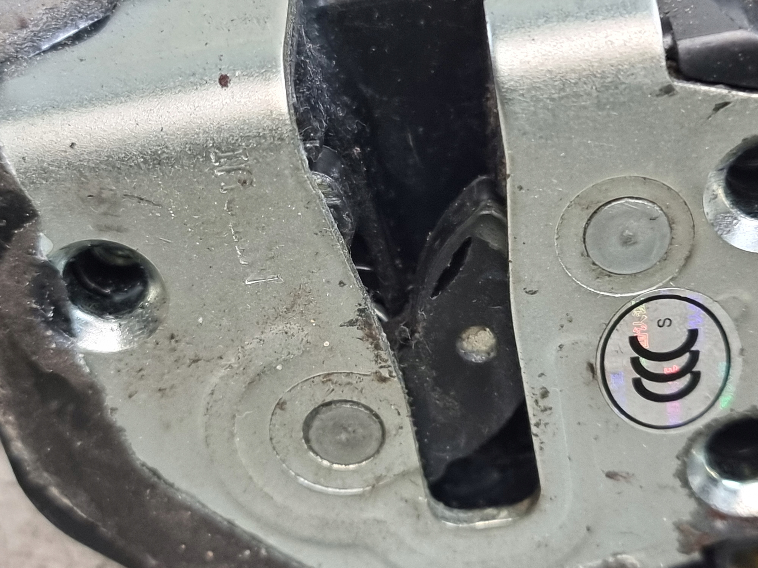 lock door left front TOYOTA PRIUS II 08r