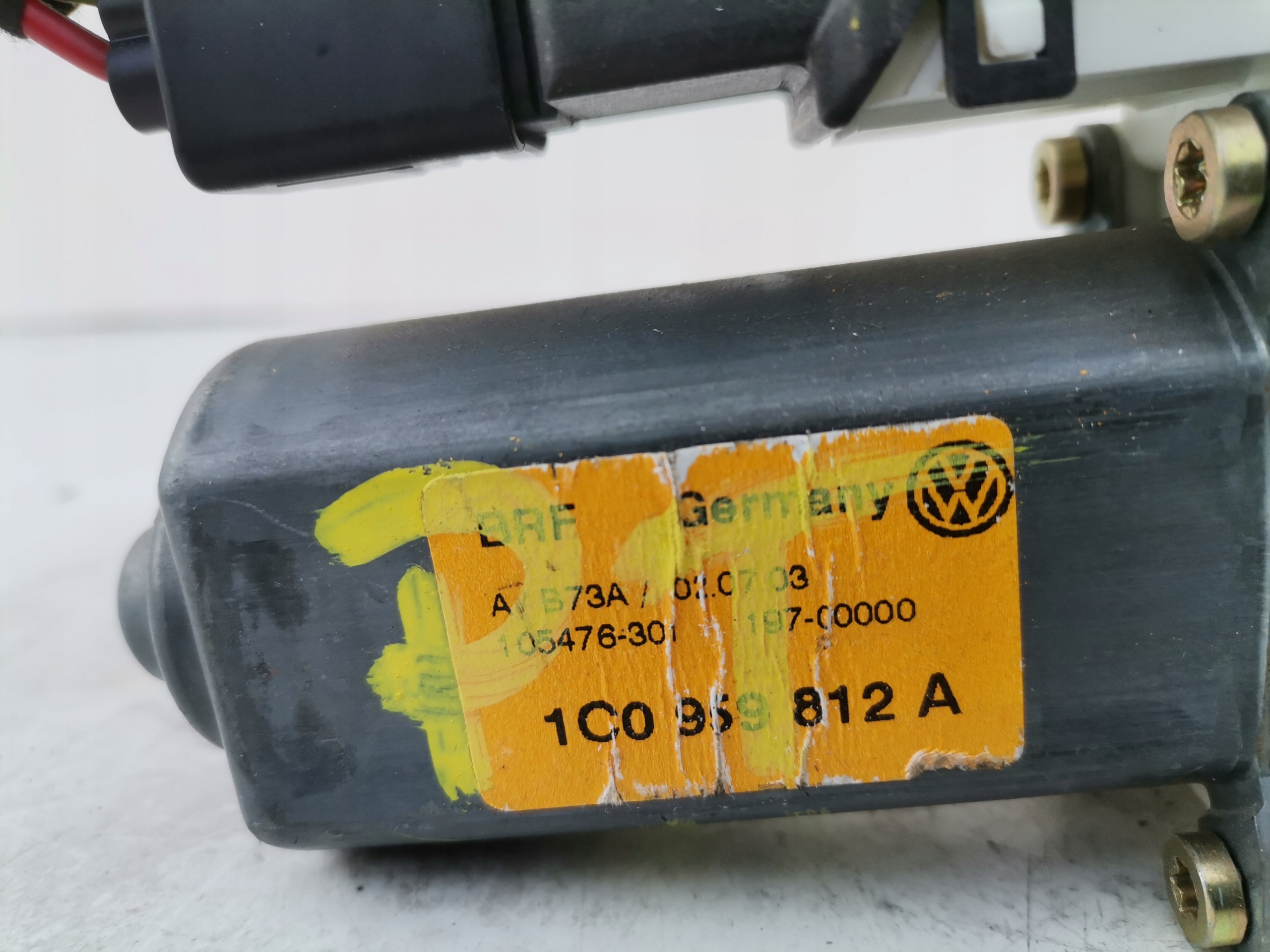 VW GOLF IV LEON and mini motor windows right rear part 1C0959812A
