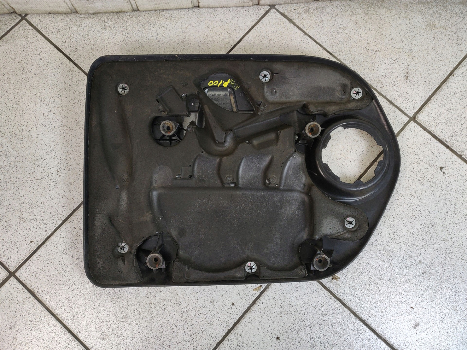 cover upper of the engine Jeep Cherokee 5 2014 04627815AC