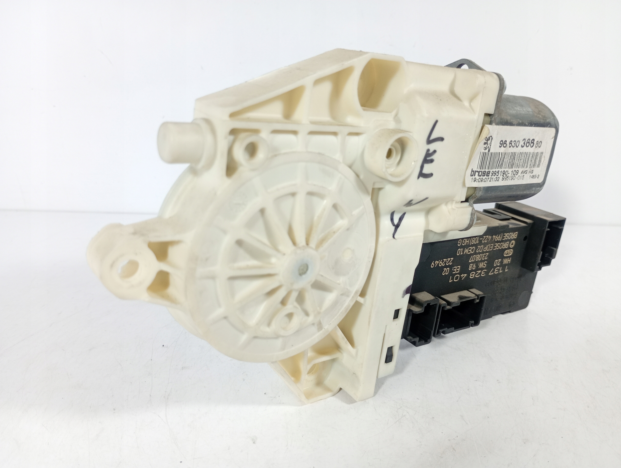 Peugeot 407 95-10 engine mini motor windows left front OE 9663036680