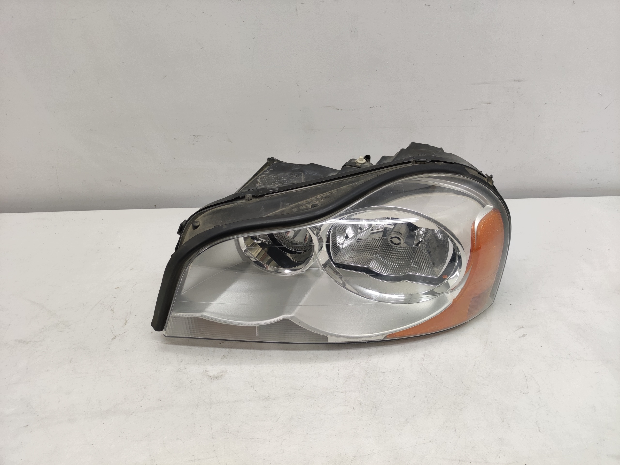 VOLVO XC90 02- XENON light REFLEKTOR left front original EUROPA